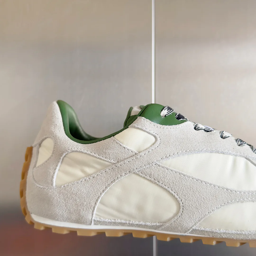 Кроссовки Женские Bottega Veneta 368609