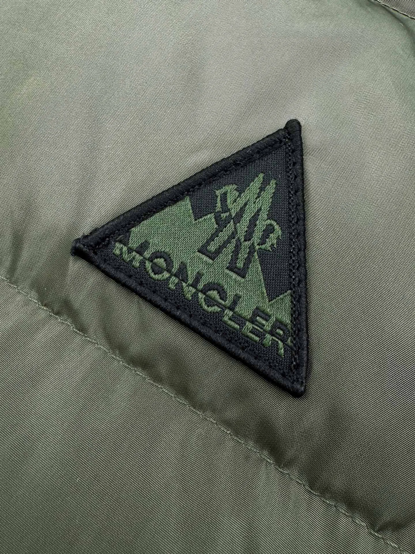 Куртки И Пуховики Женские Moncler 493374