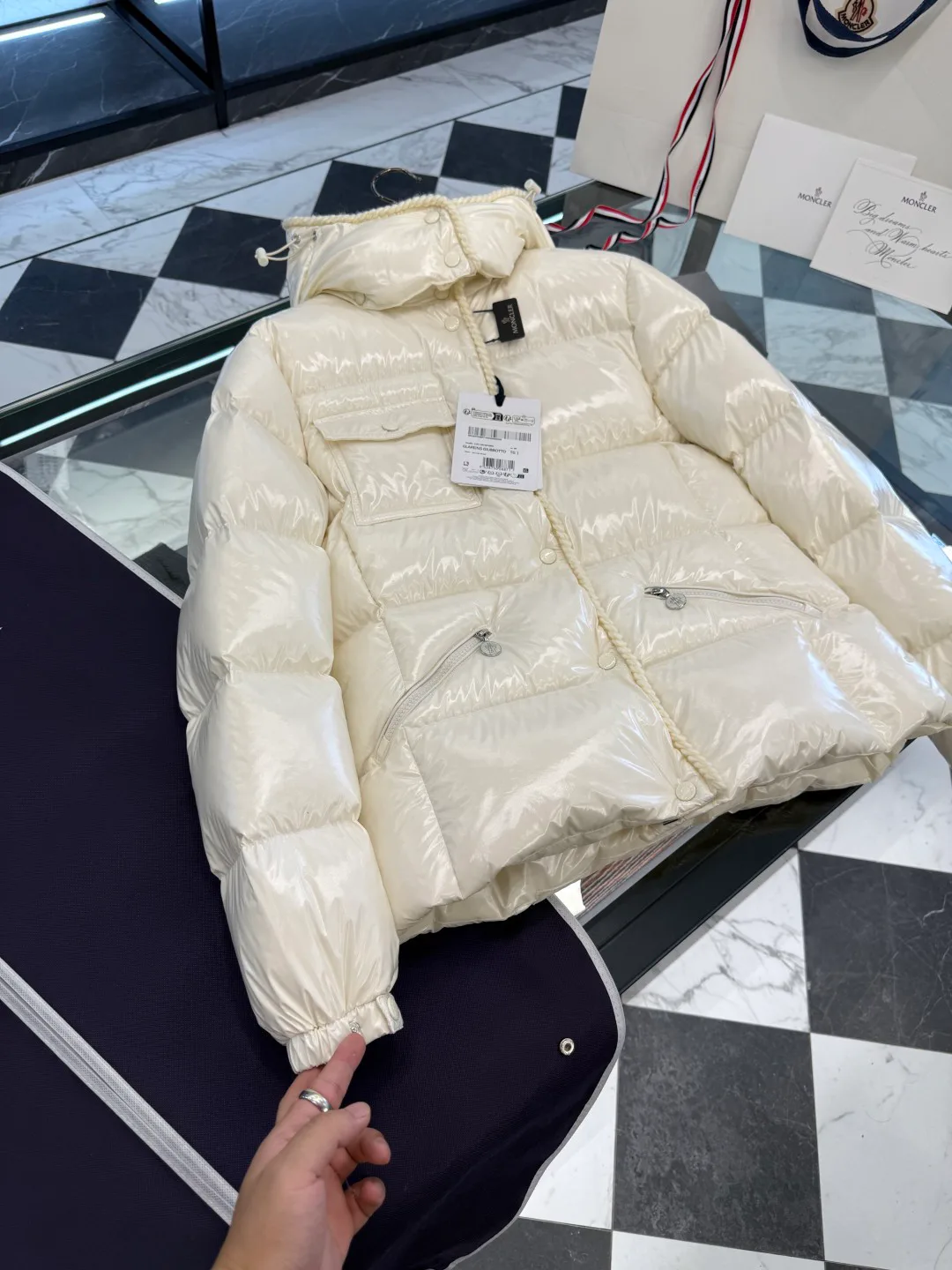 Куртки И Пуховики Женские Moncler 18741287