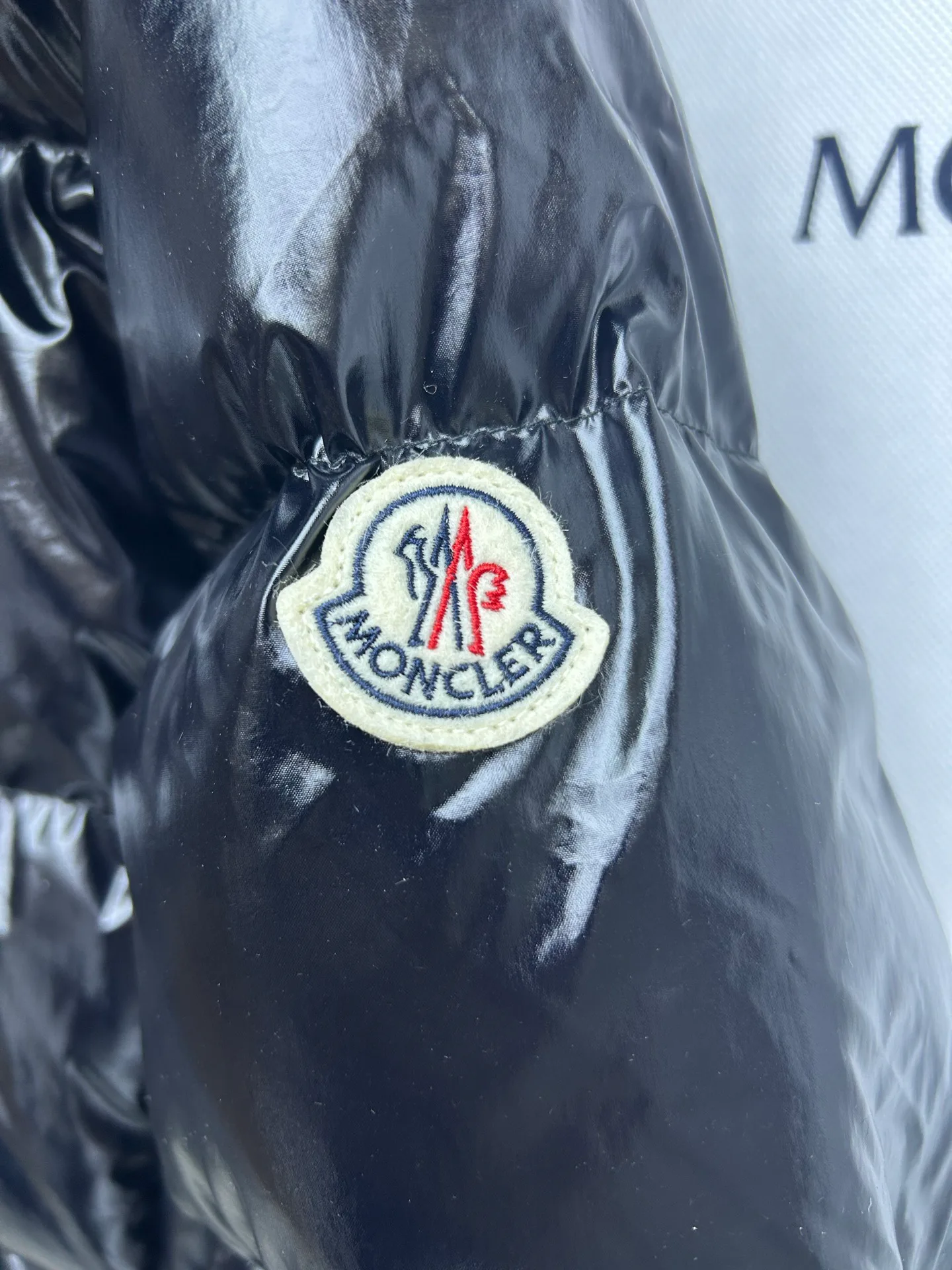 Куртки И Пуховики Женские Moncler 18002370