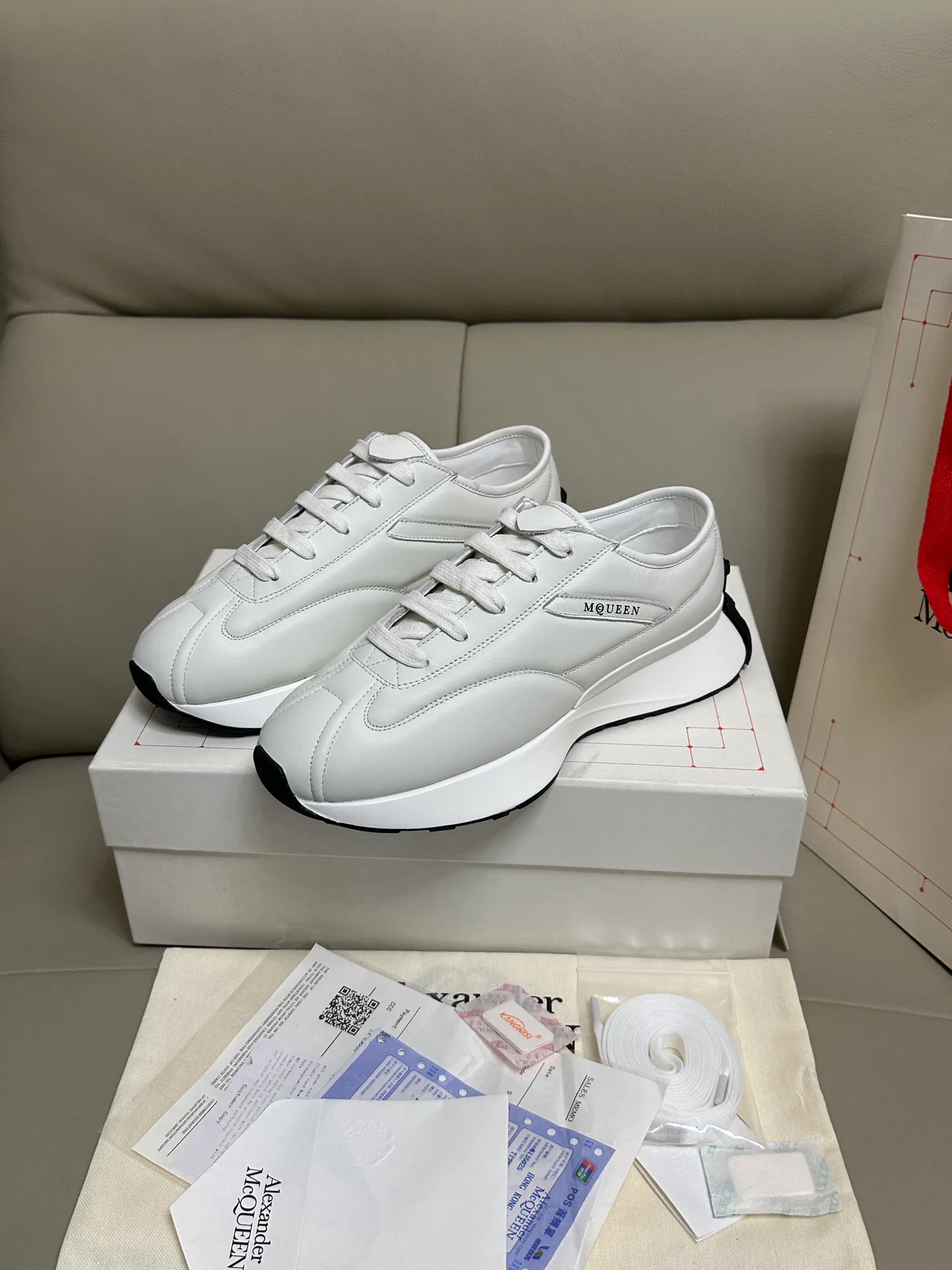 Кроссовки Женские Alexander Mcqueen 18465143