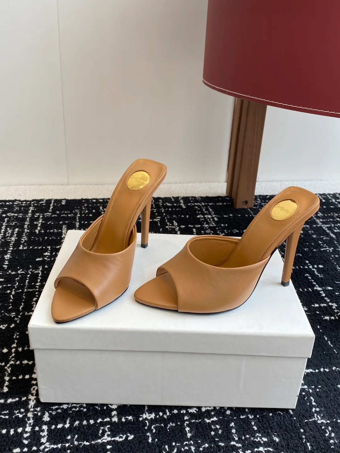 Босоножки Женские Saint Laurent 31908