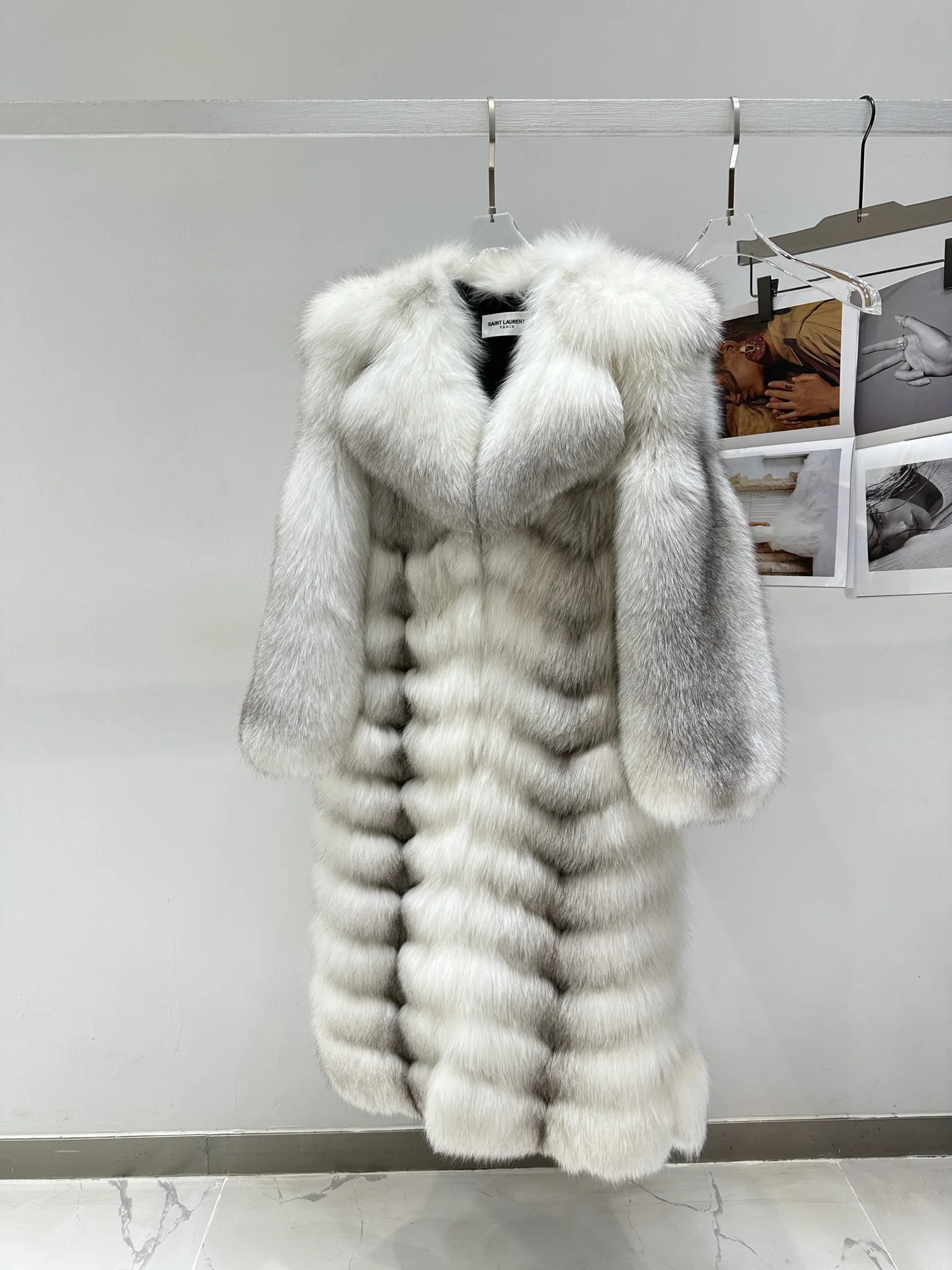 Шубы Женские Saint Laurent 18396078