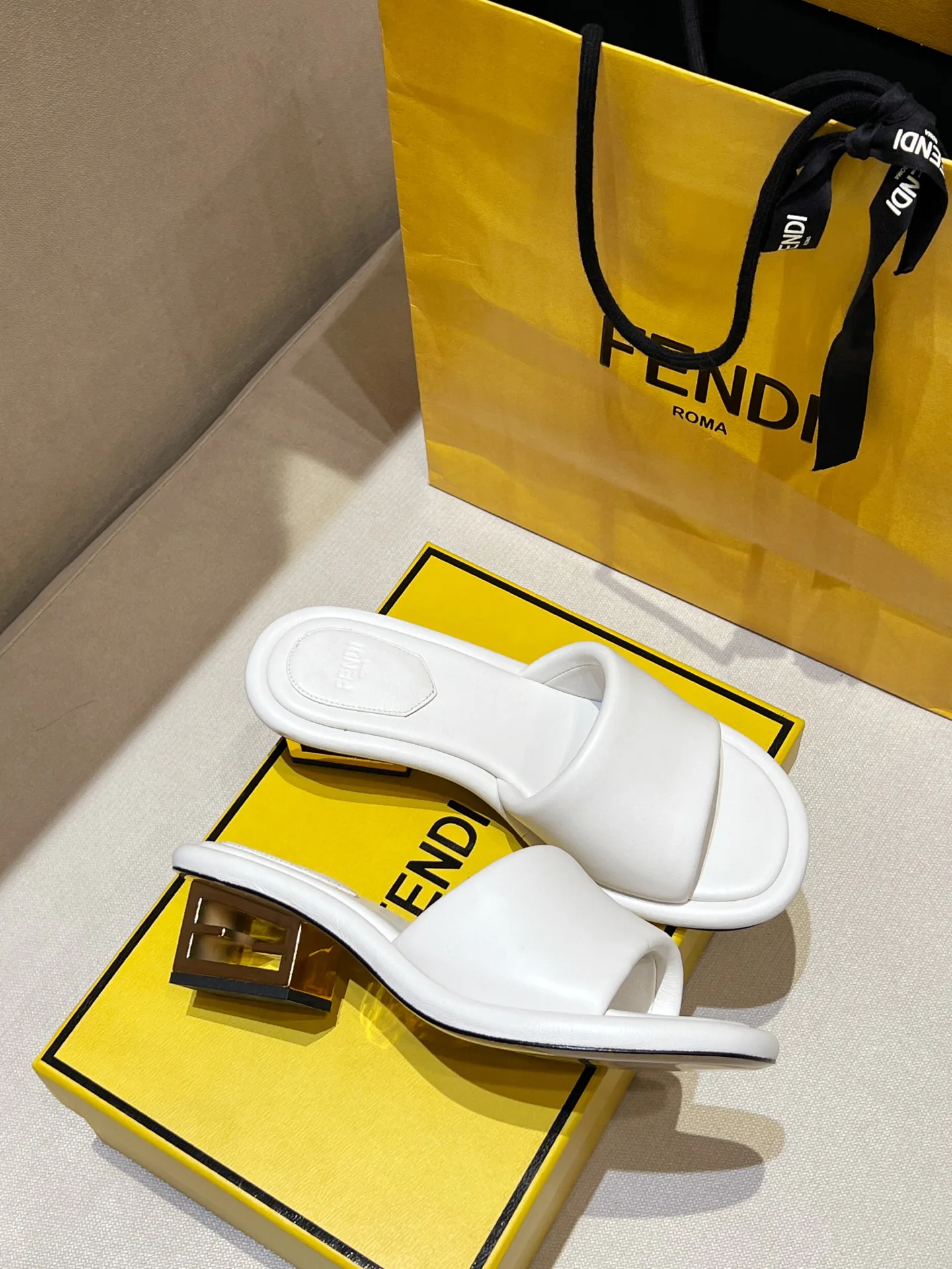 Туфли Женские Fendi 11156792