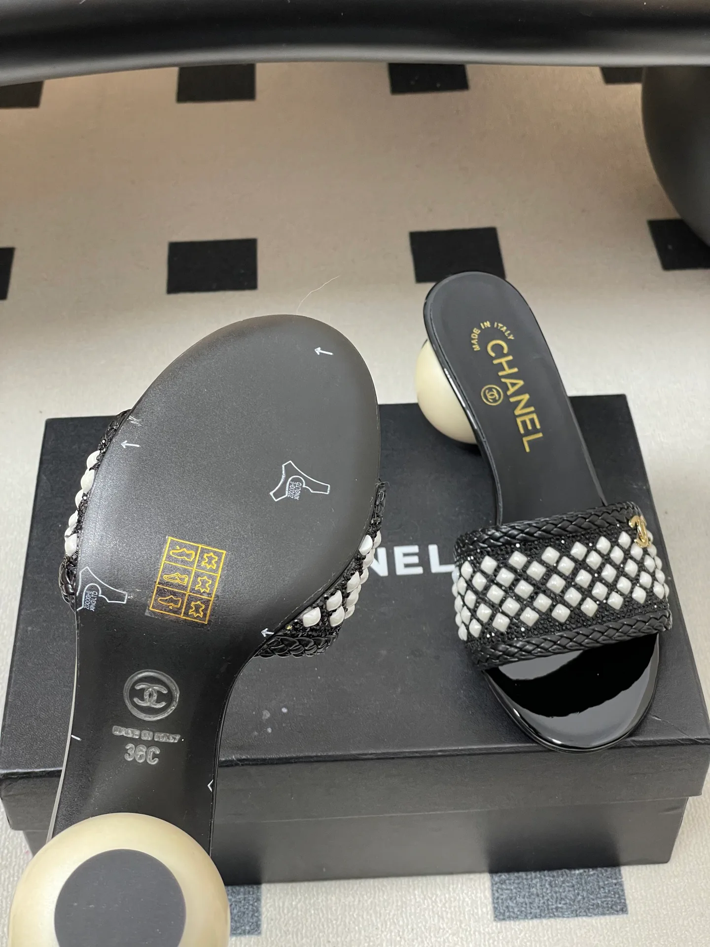 Босоножки Женские Chanel 10993926