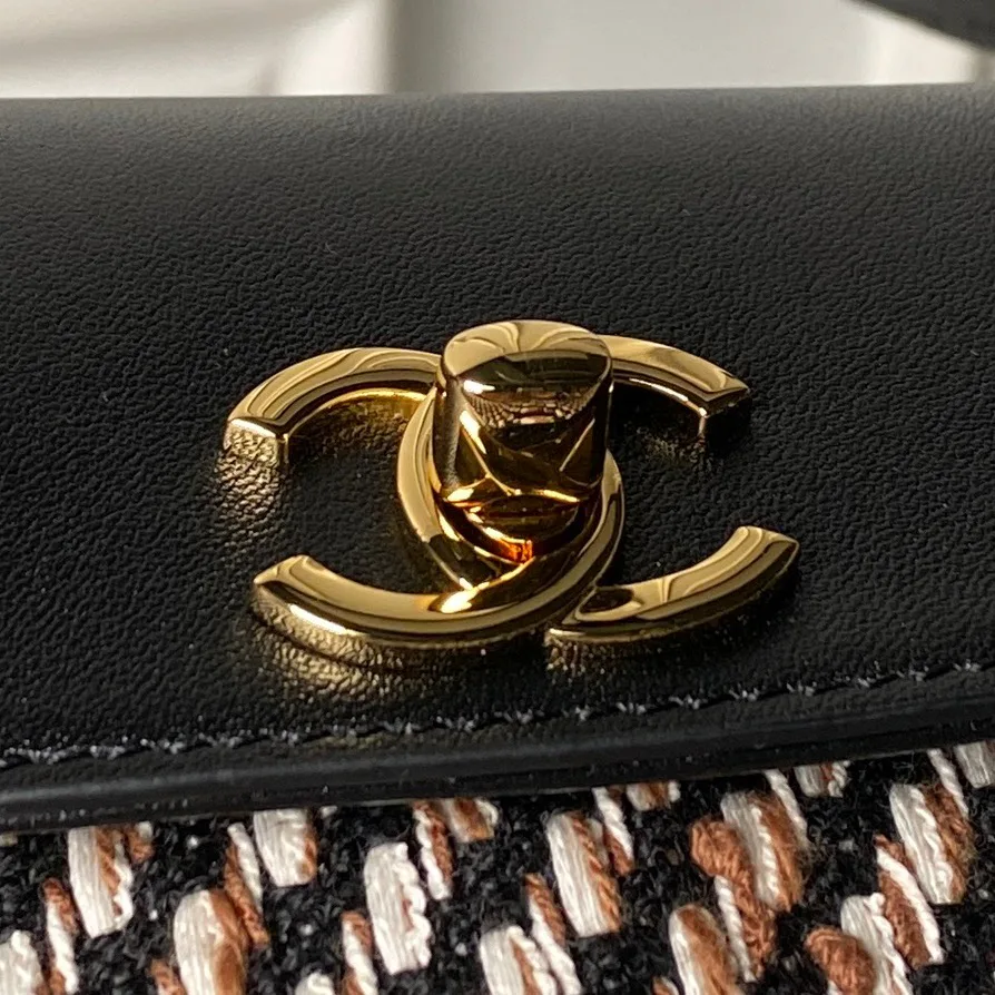 Классические Сумки Женские Chanel 18207851