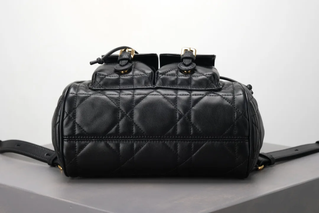 Классические Сумки Женские Christian Dior 11564953