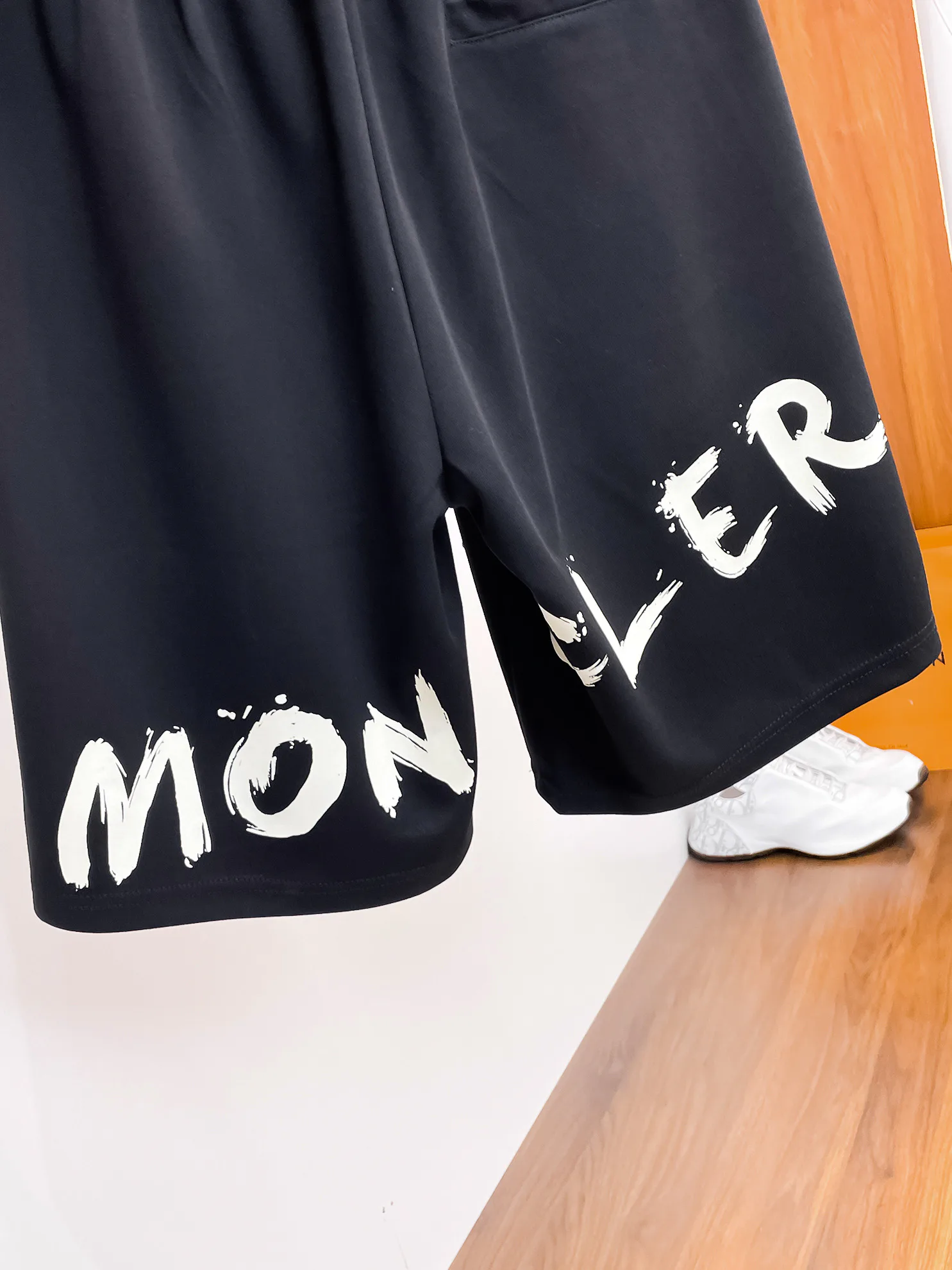 Шорты Мужские Moncler 13417630