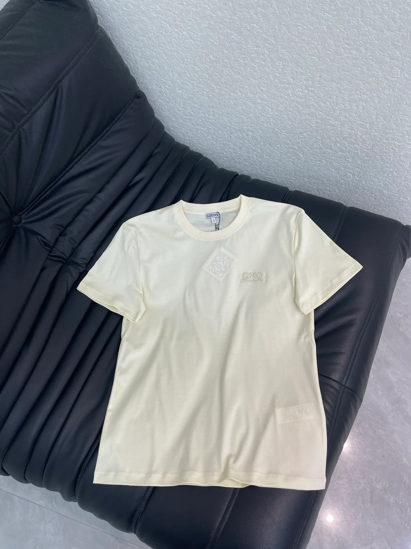 Футболки Женские Loewe 14351389