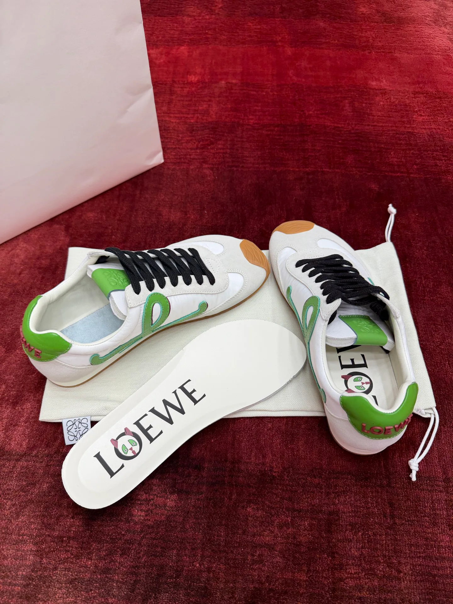 Кроссовки Женские Loewe 18191778