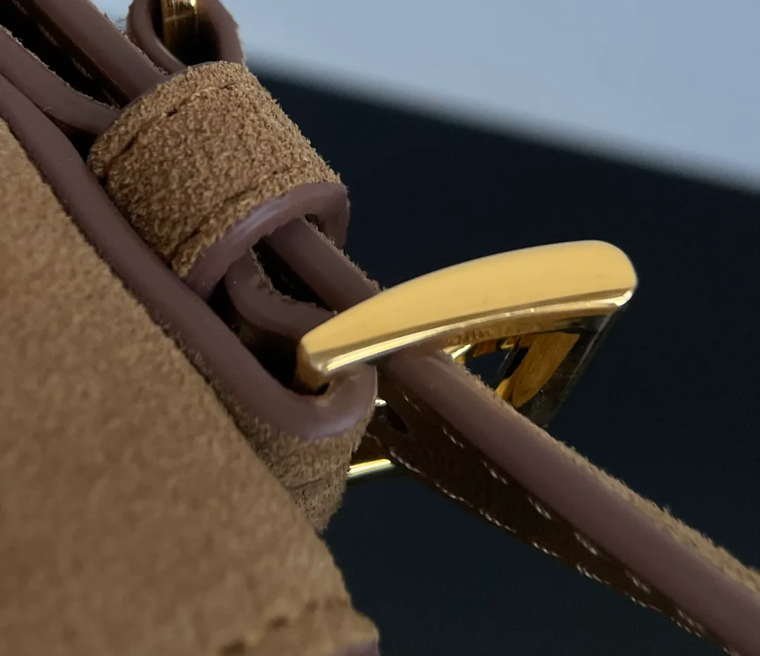 Бижутерия Prada 825550