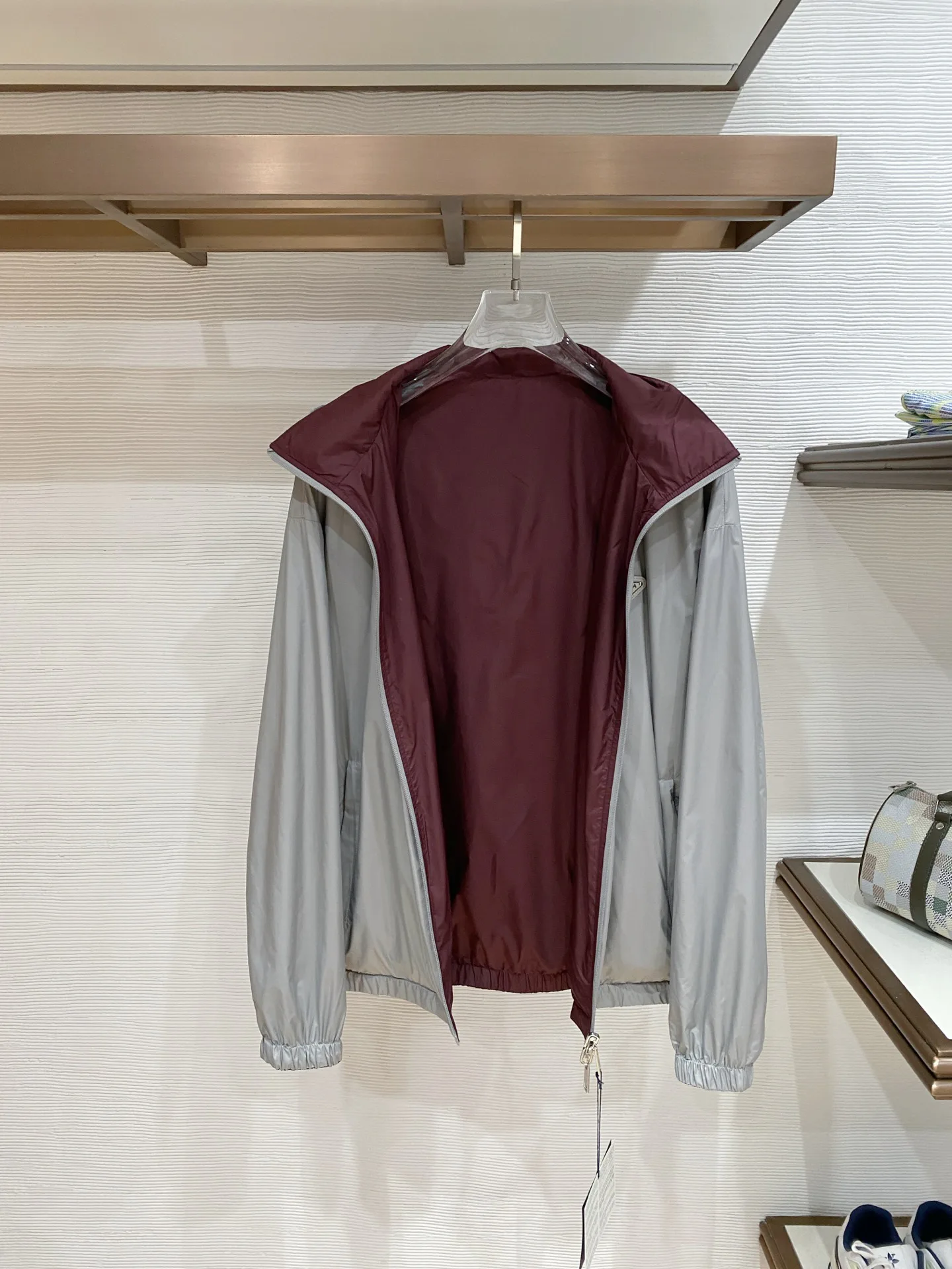 Куртки И Пуховики Мужские Prada 11504093