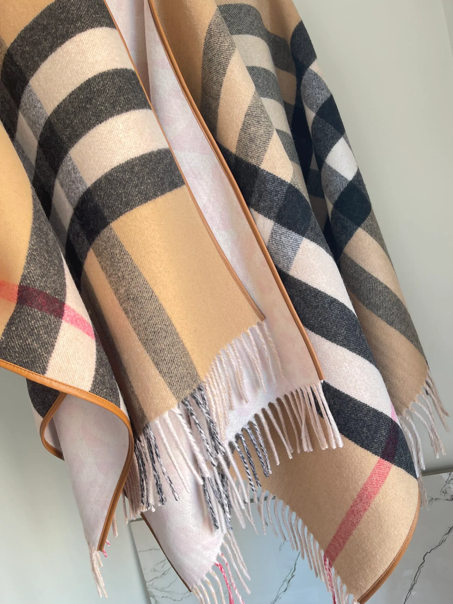 Шарфы Burberry 17850235