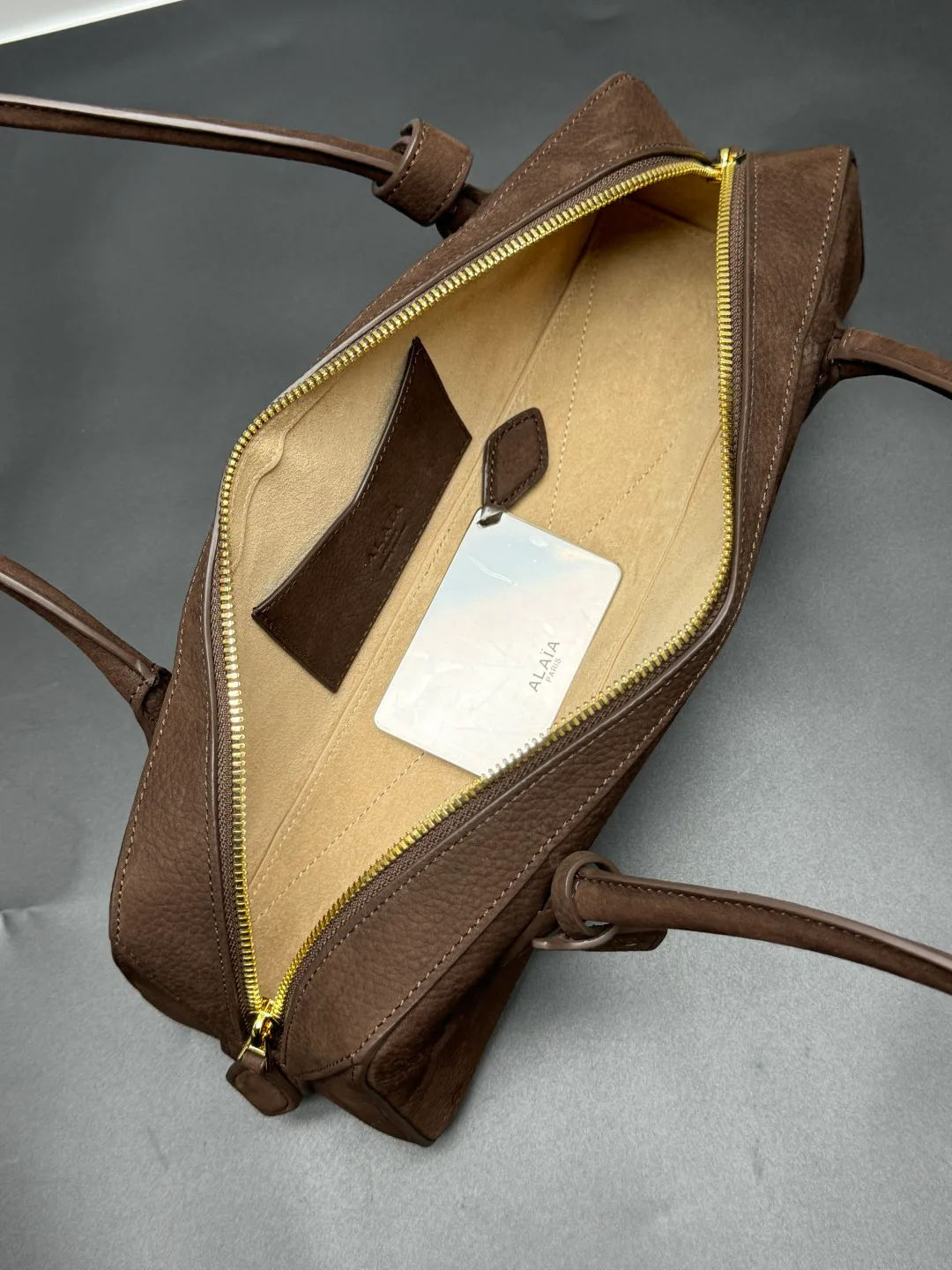 Классические Сумки Женские Alaia 11667416