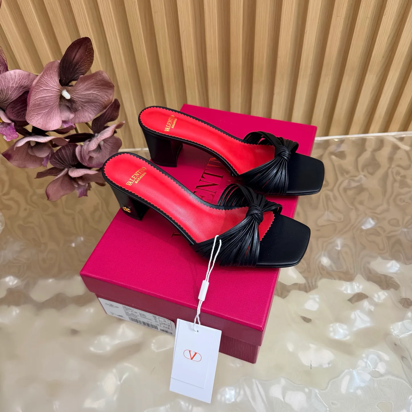 Босоножки Женские Valentino 17728237