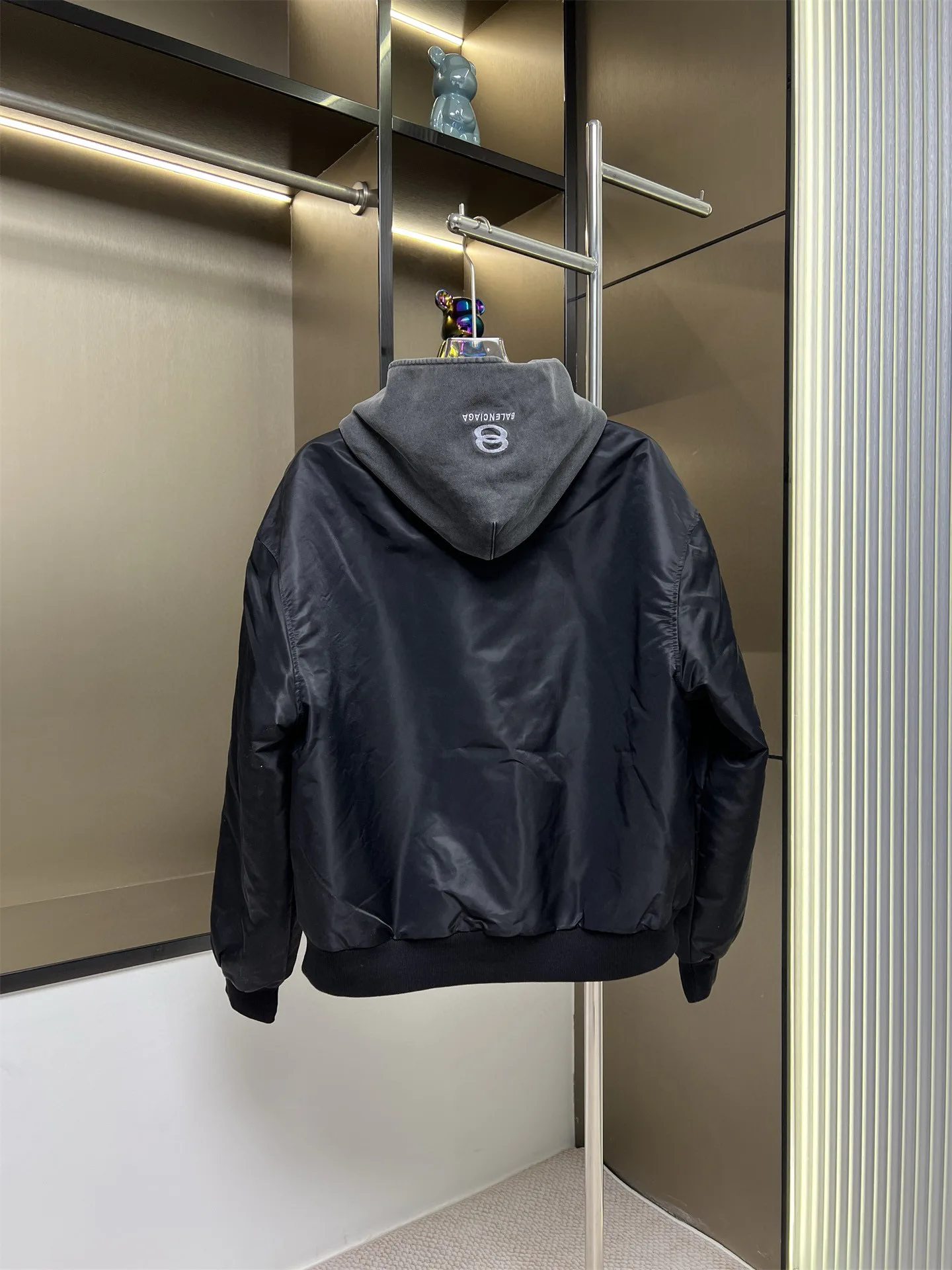 Куртки И Пуховики Женские Balenciaga 214876