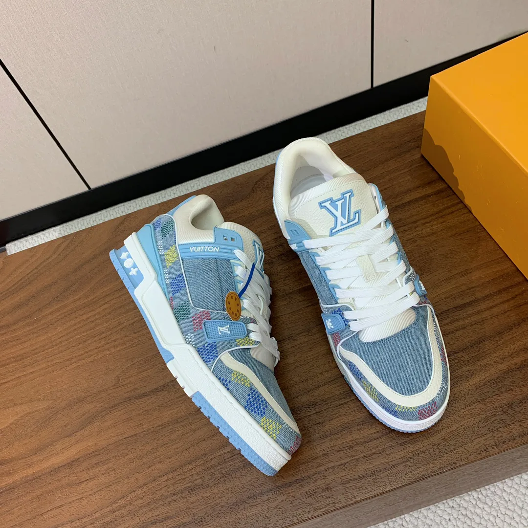 Кроссовки Женские Louis Vuitton 10236193