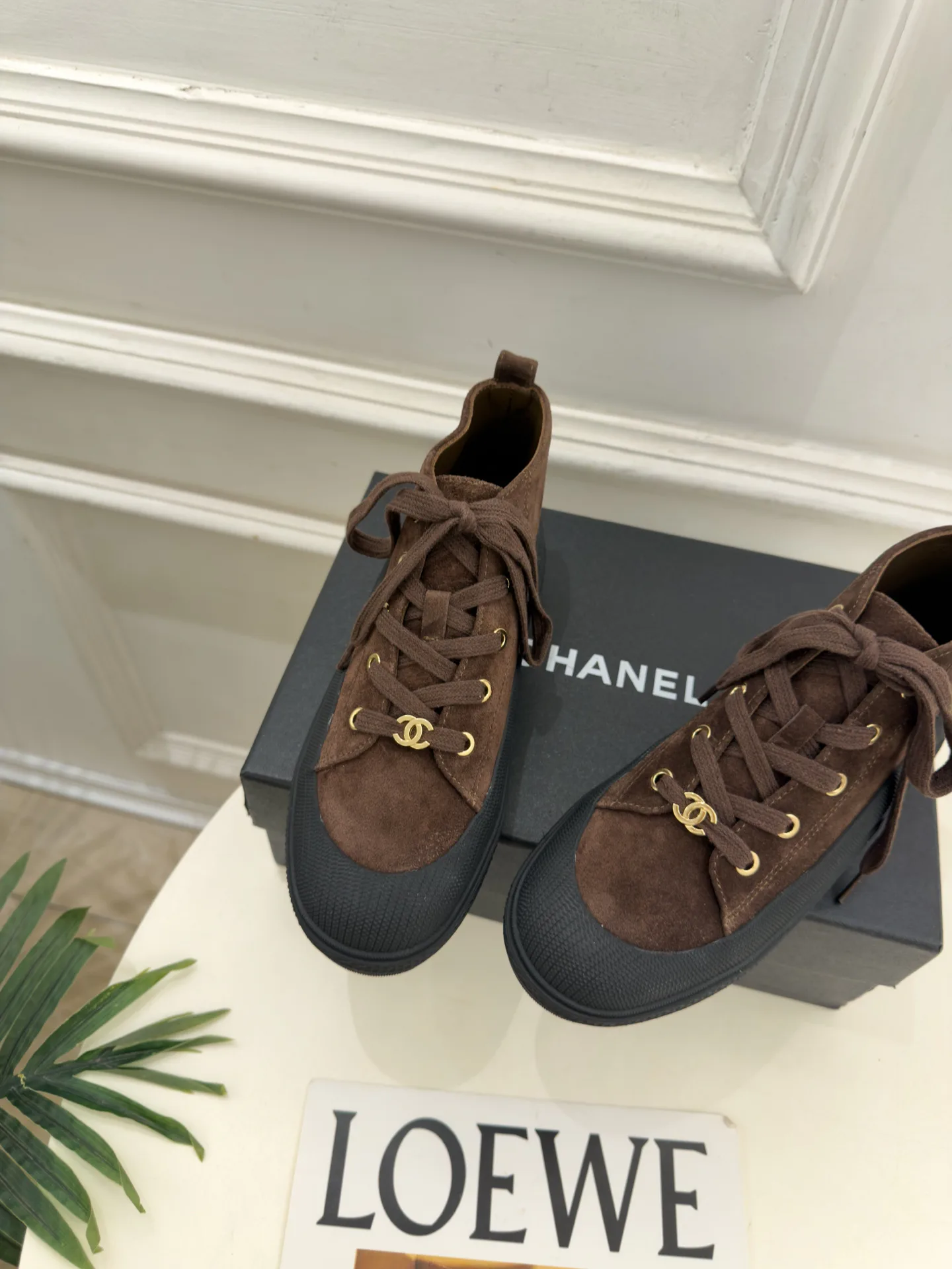 Кроссовки Женские Chanel 18346896
