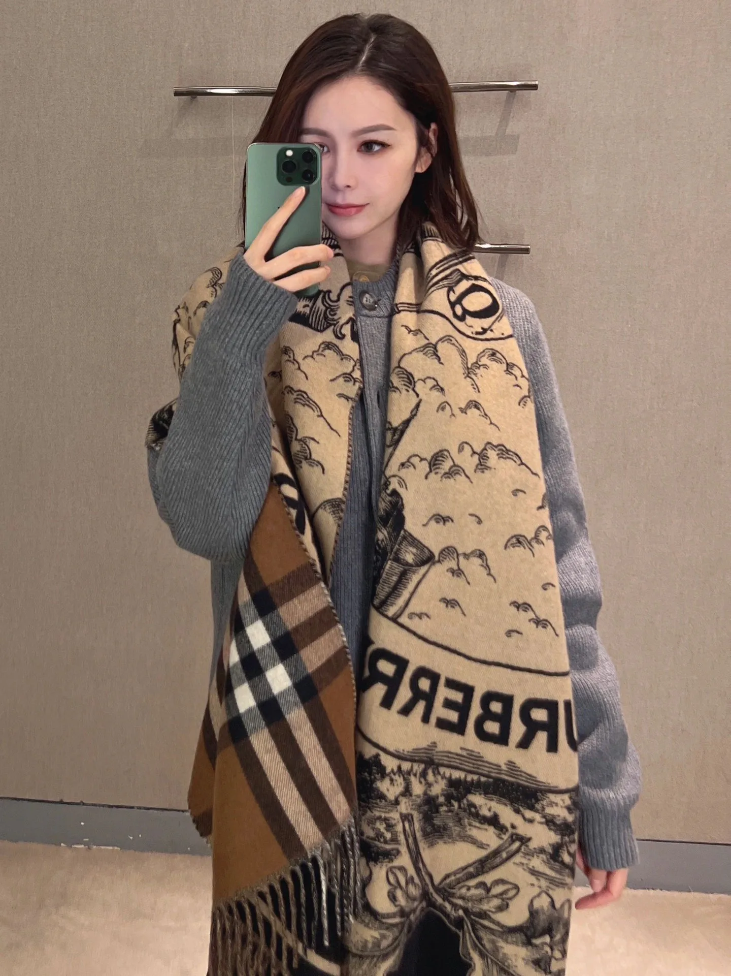 Шарфы Burberry 1113