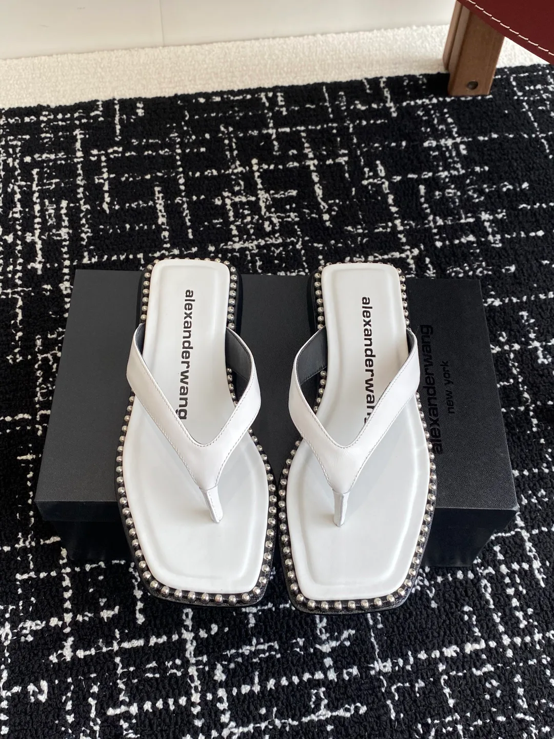 Шлепанцы Женские Alexander Wang 11172