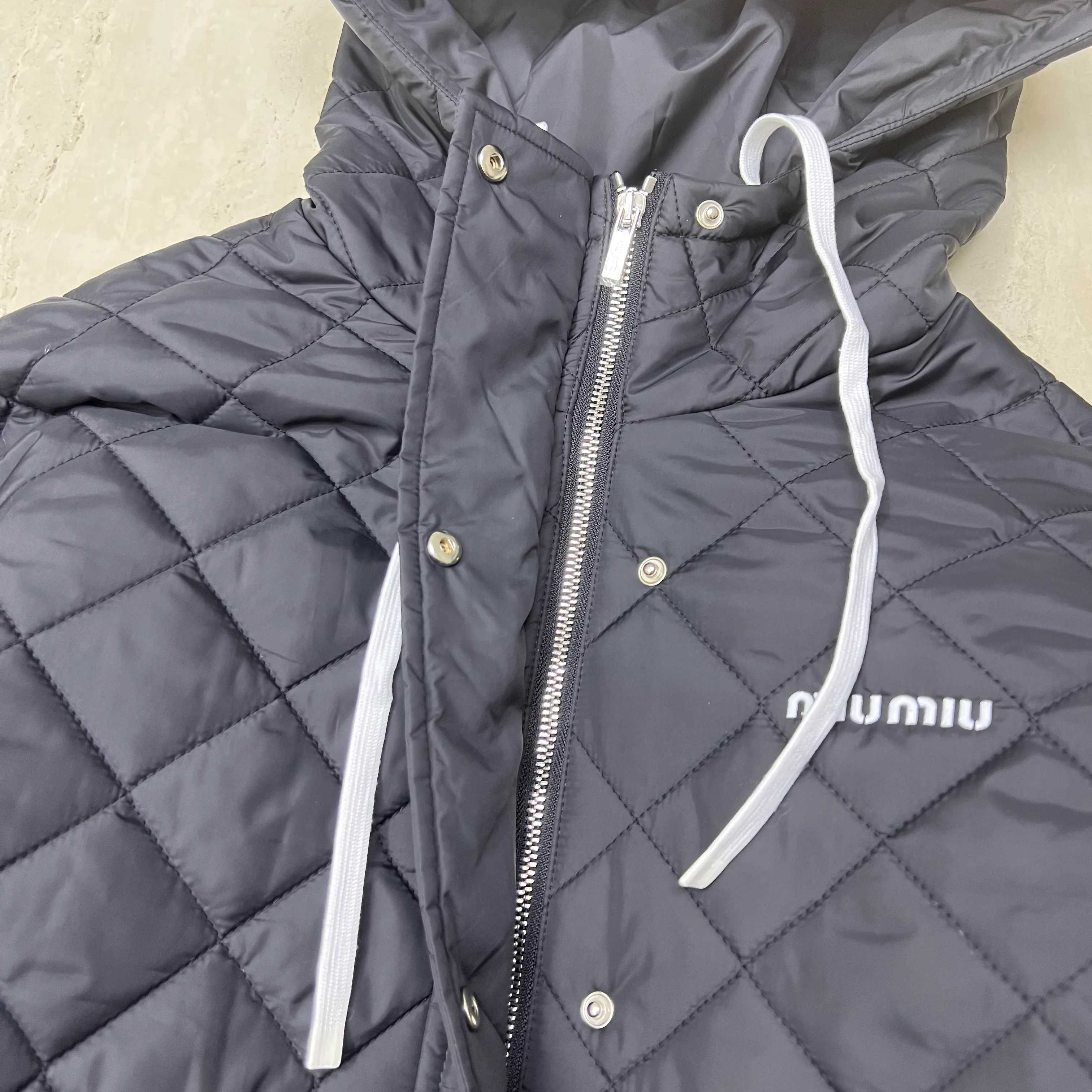 Куртки И Пуховики Женские Miu Miu 18180991