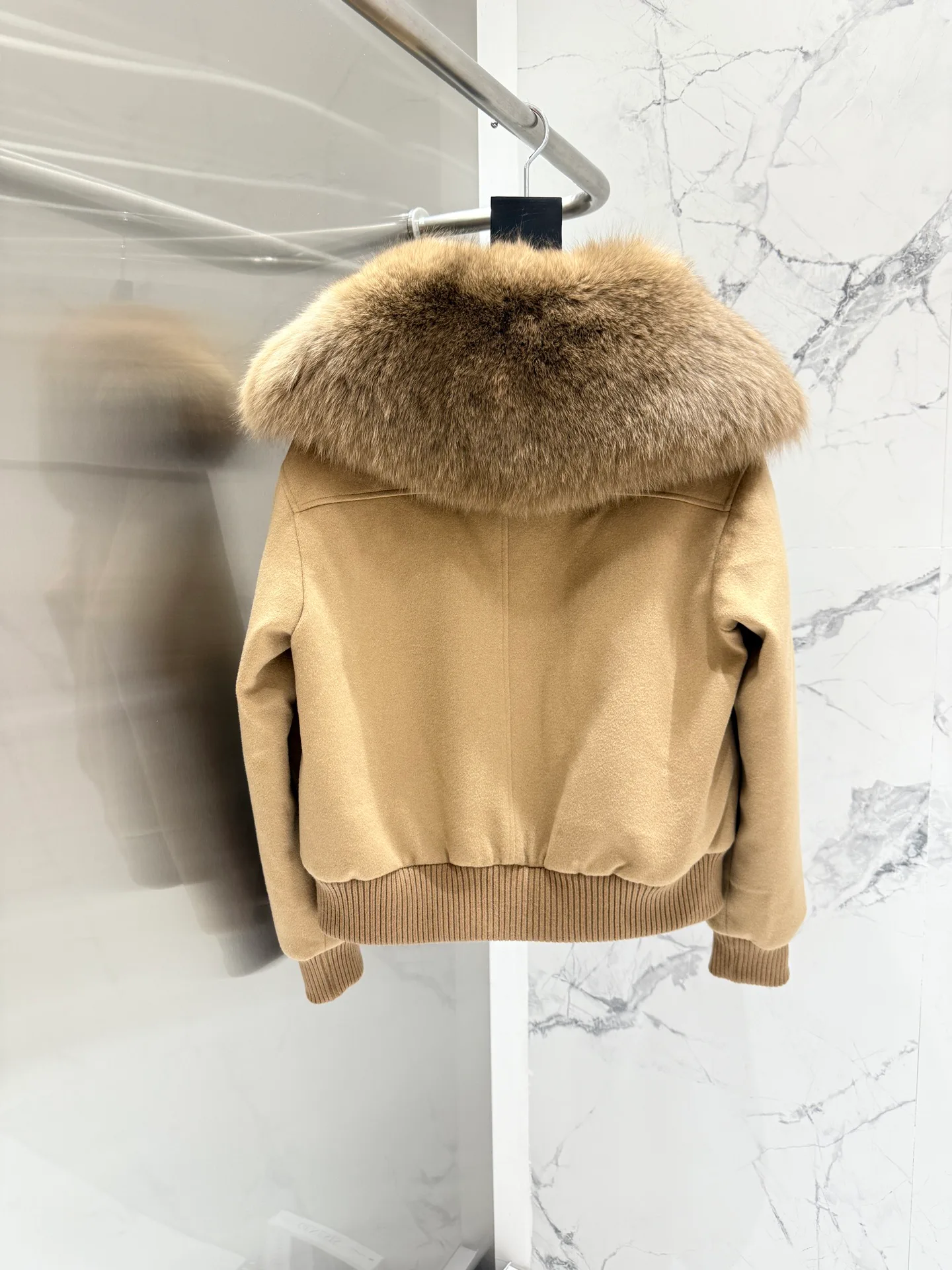 Куртки И Пуховики Женские Loro Piana 18699800