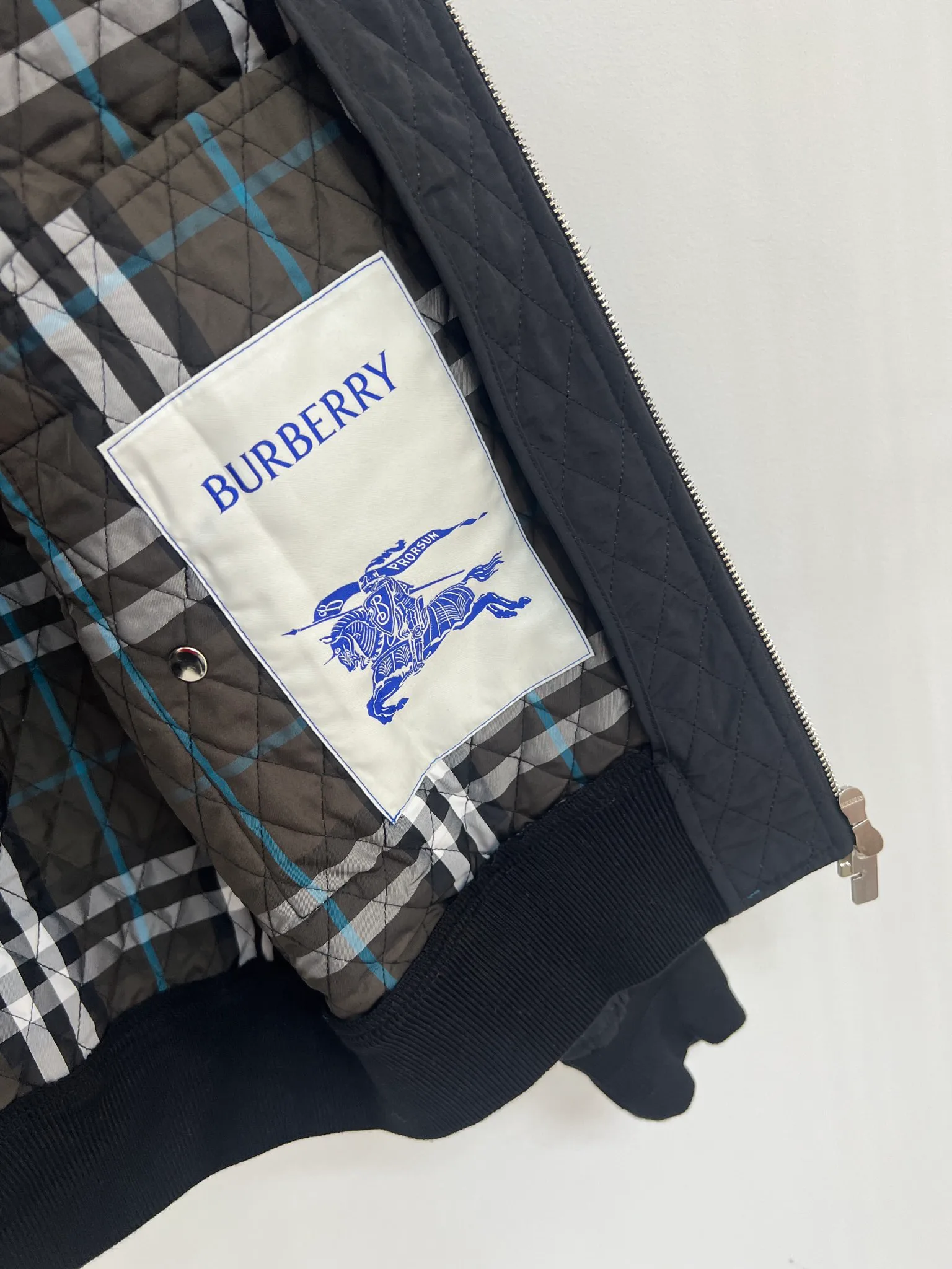 Куртки И Пуховики Женские Burberry 18415757
