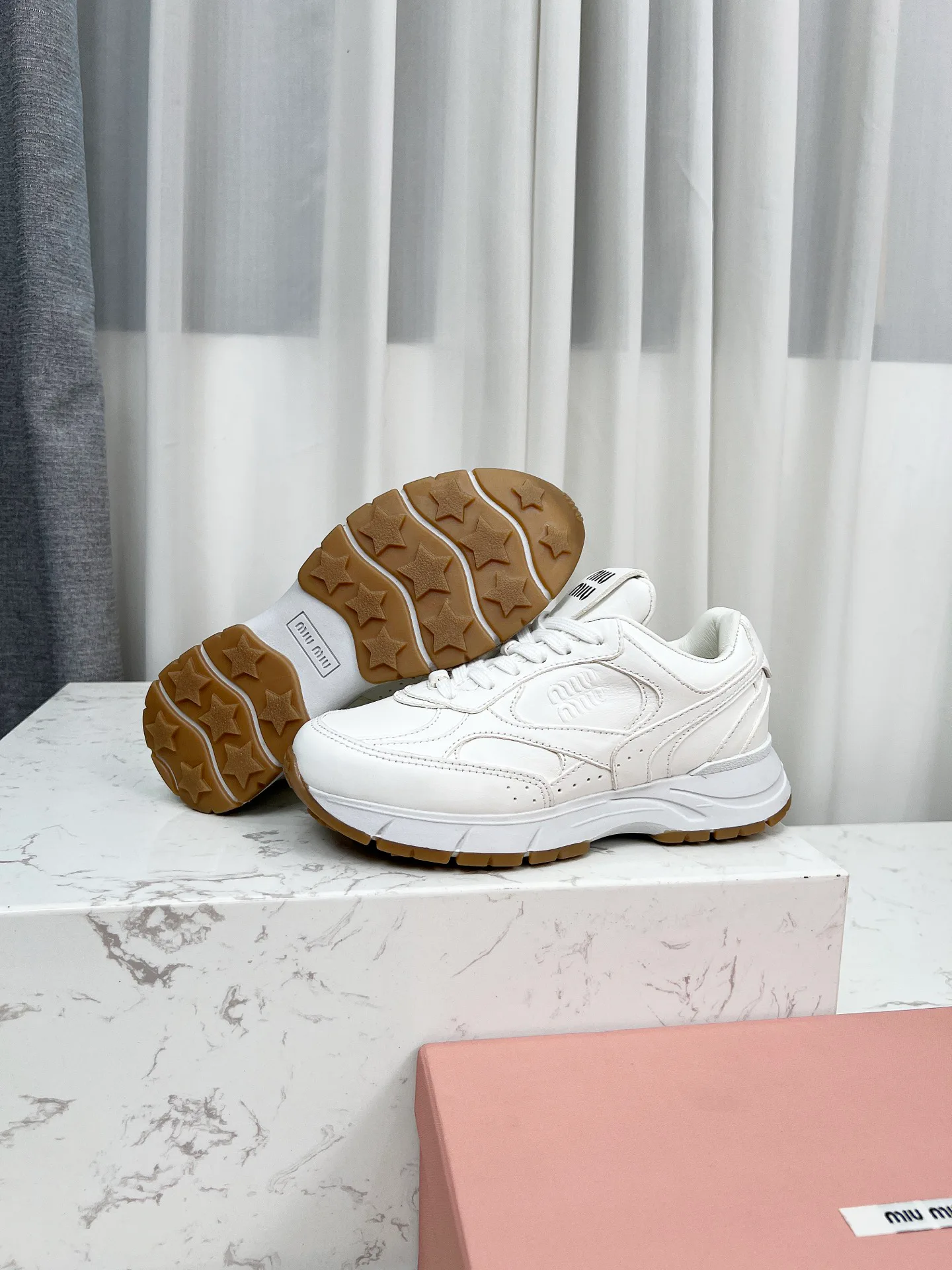 Кроссовки Женские Miu Miu 12799594