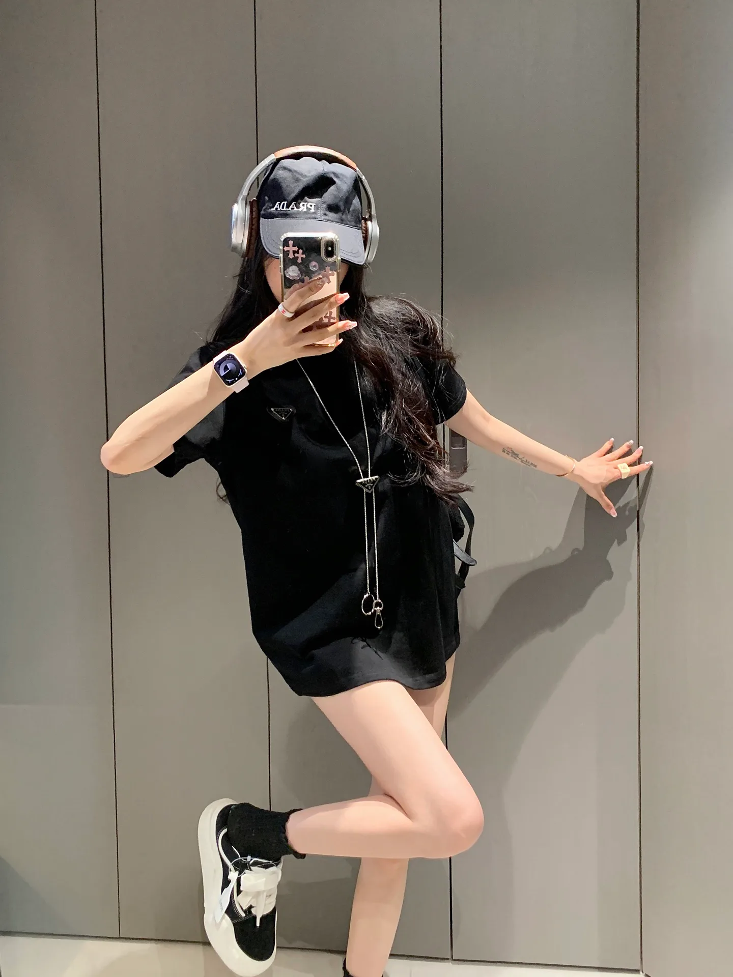 Футболки Женские Prada 16716