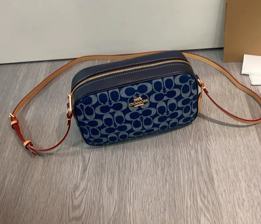 Классические Сумки Женские Coach 11552258
