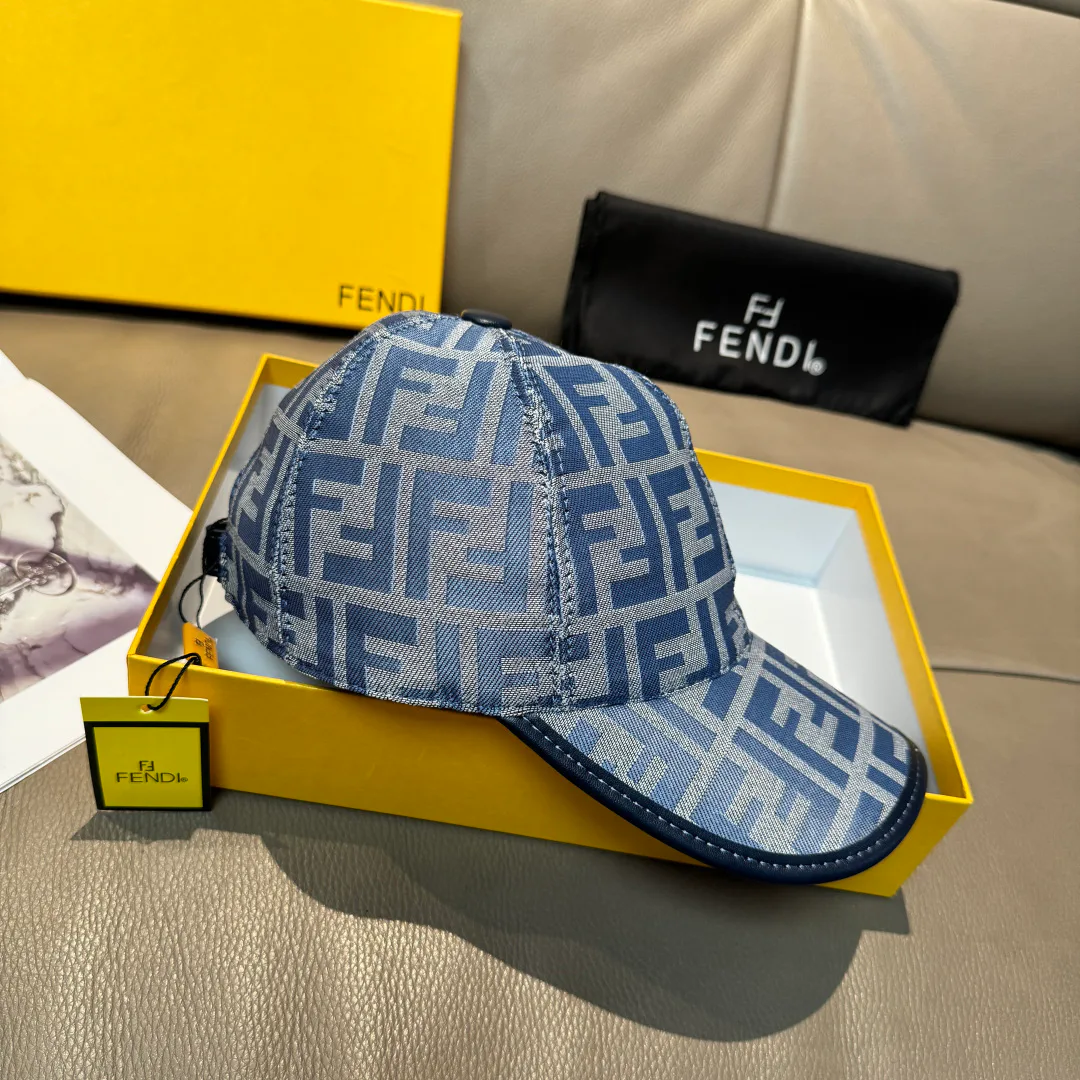 Головные Уборы Fendi 17515284