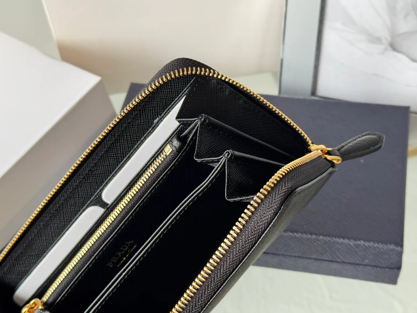 Клатчи Женские Prada 17999864