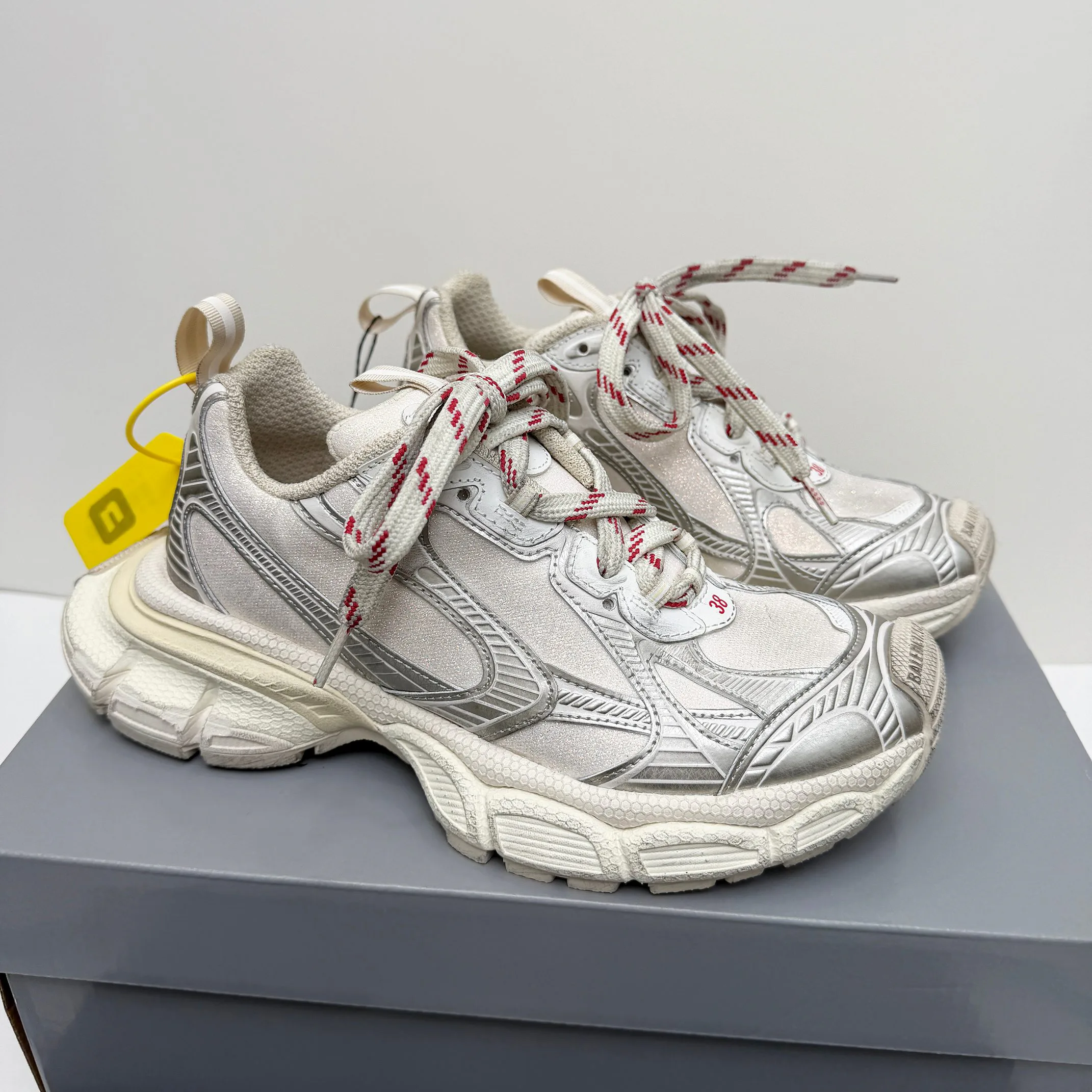 Кроссовки Женские Balenciaga 6239945