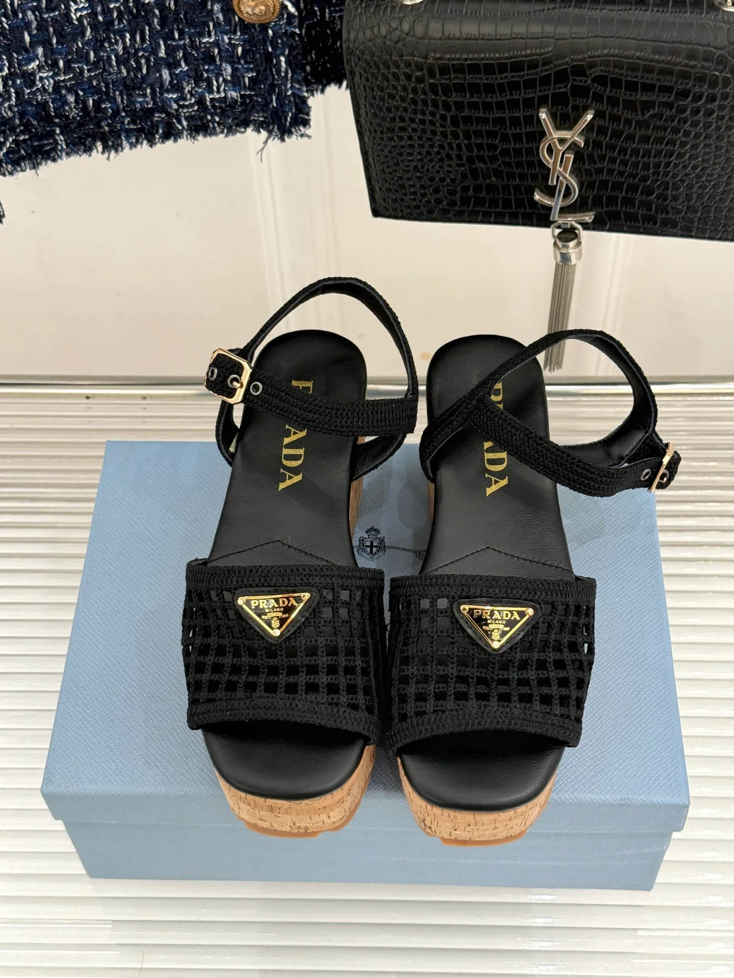 Босоножки Женские Prada 17896699