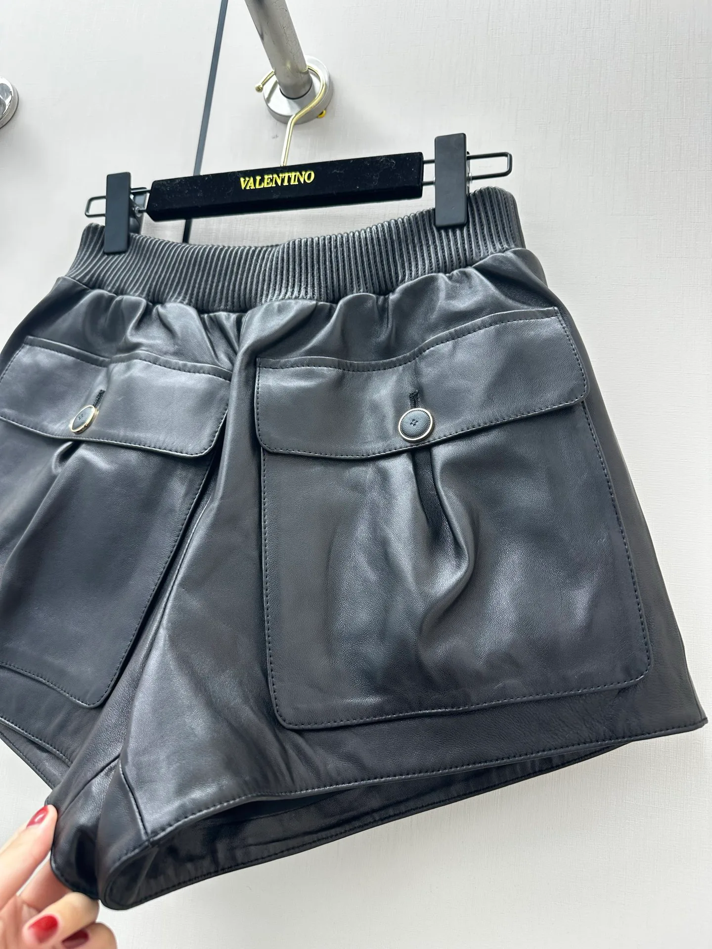 Шорты Женские Chanel 18601571