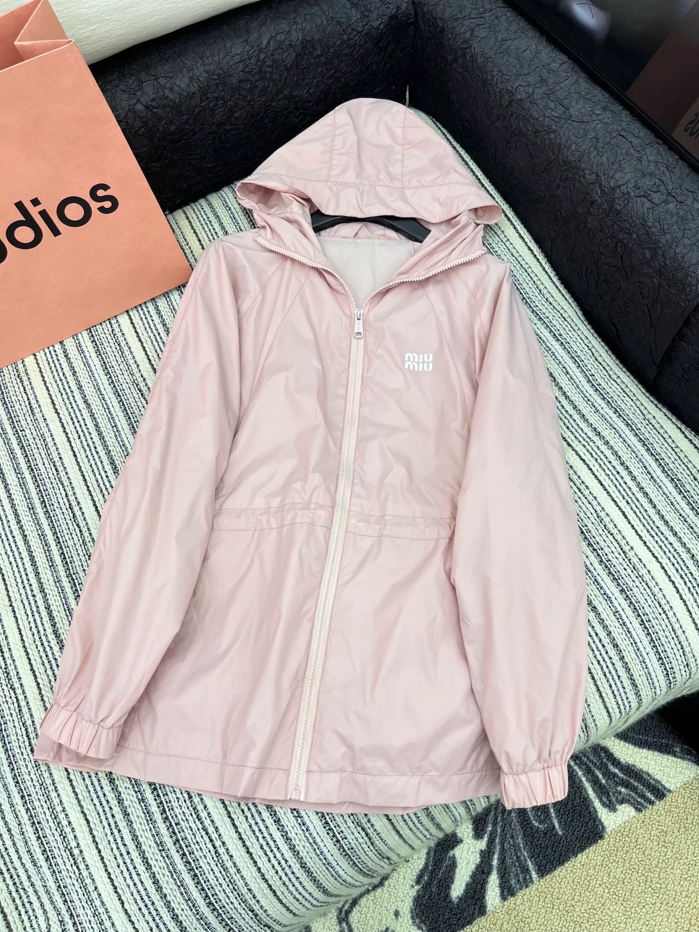 Куртки Женские Miu Miu Куртки Женские Miu Miu