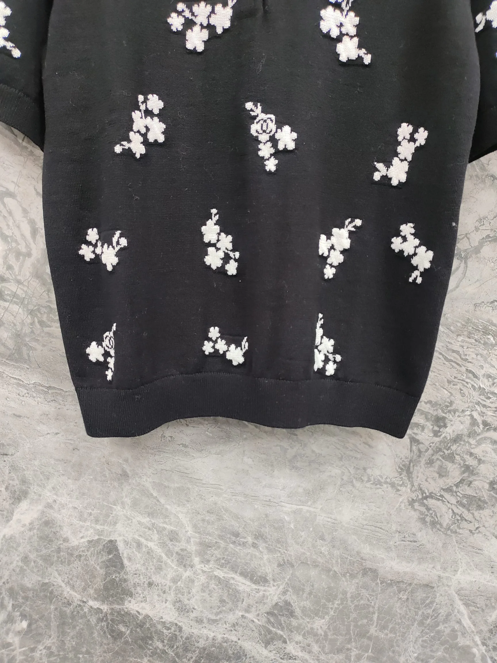 Джемперы И Свитеры Женские Chanel 11550229