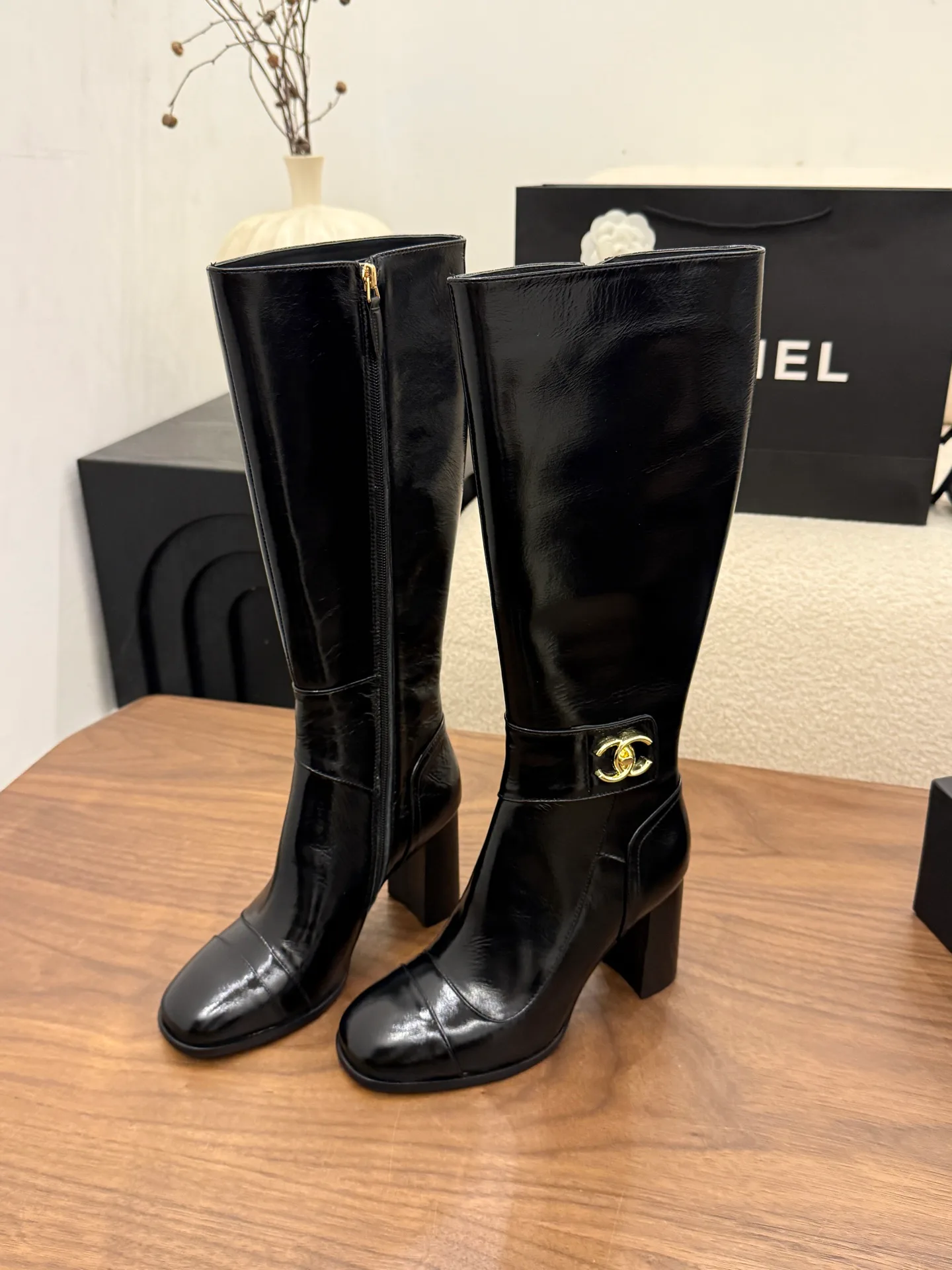 Сапоги Женские Chanel 17939489