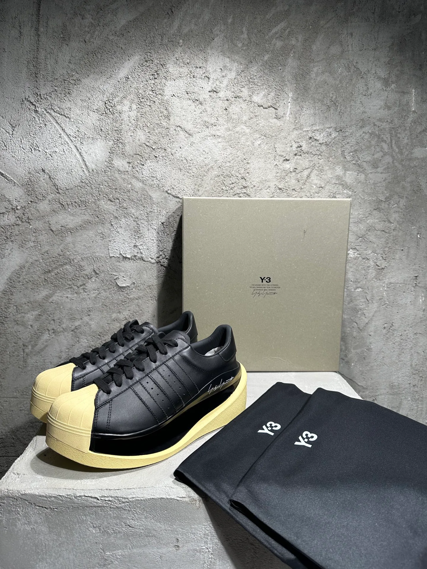 Кроссовки Женские Y-3 18011940