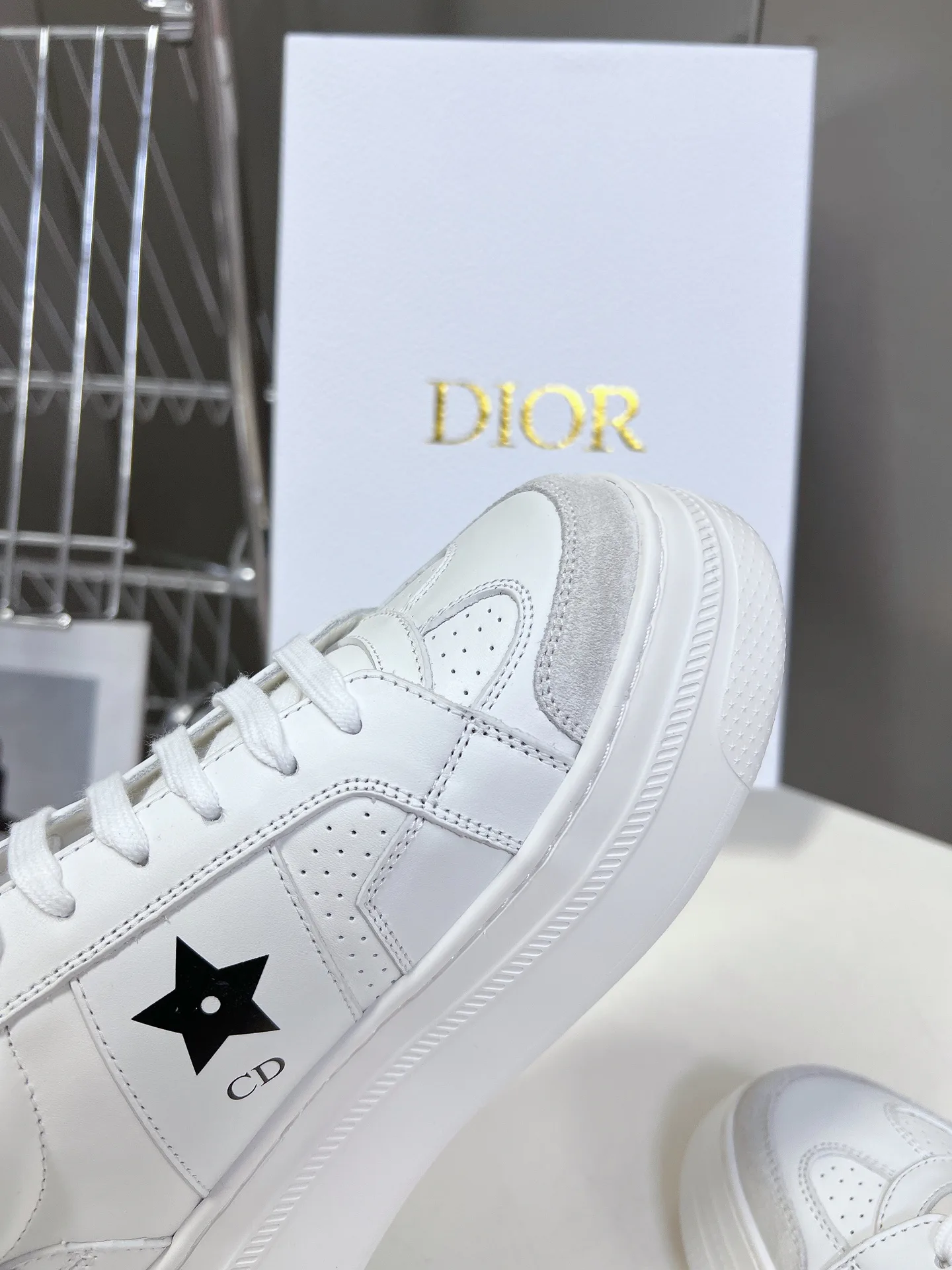 Кроссовки Женские Christian Dior 18005357