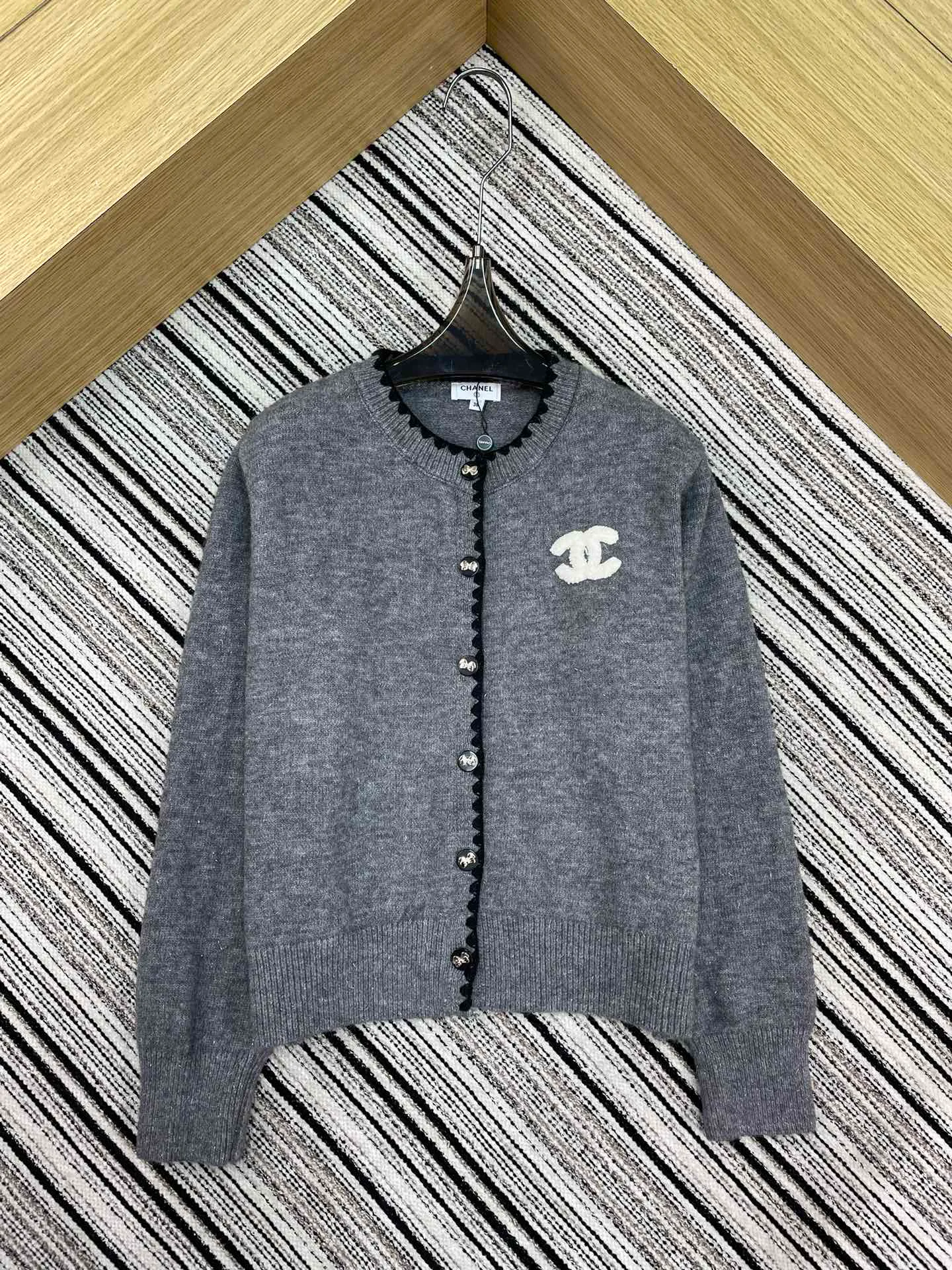 Джемперы И Свитеры Женские Chanel 1533064