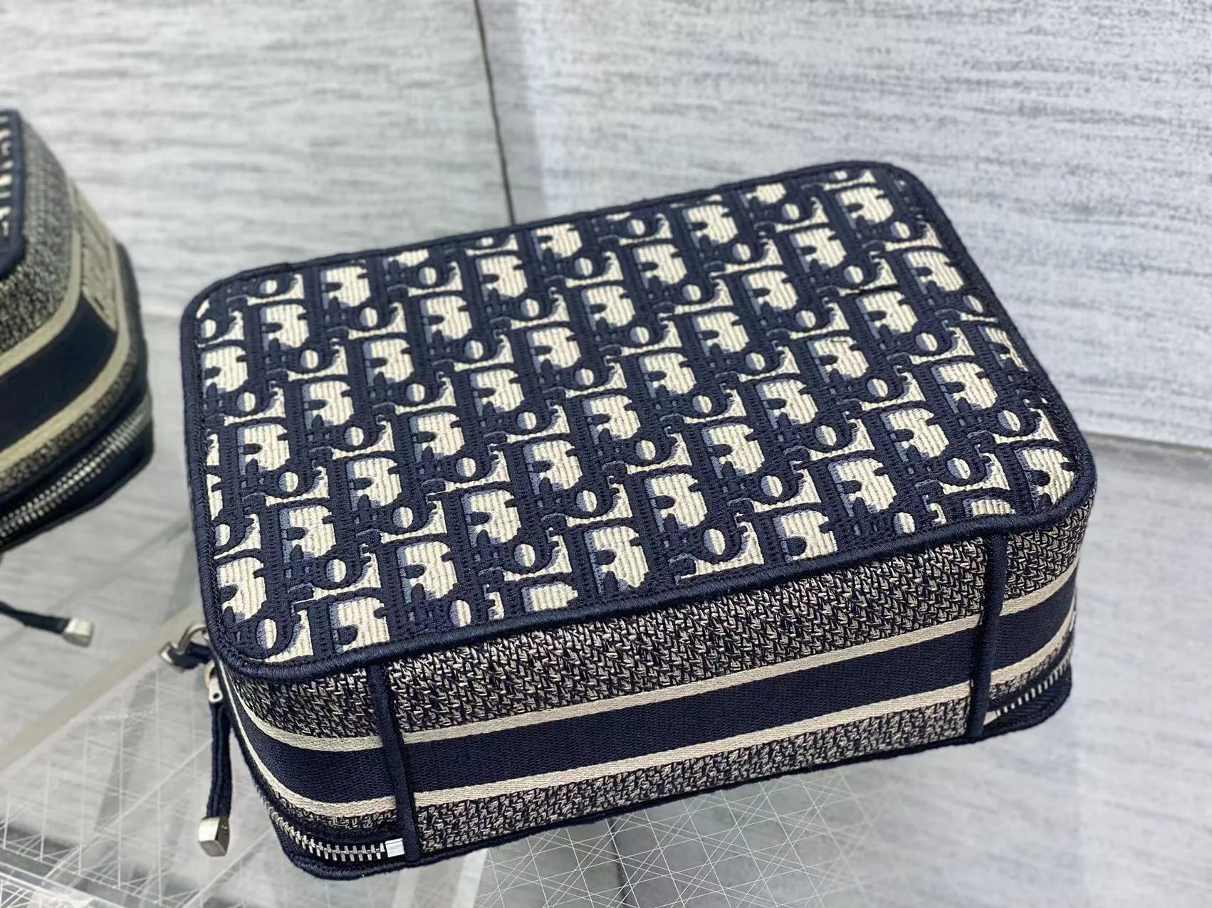 Клатчи Женские Christian Dior 372808