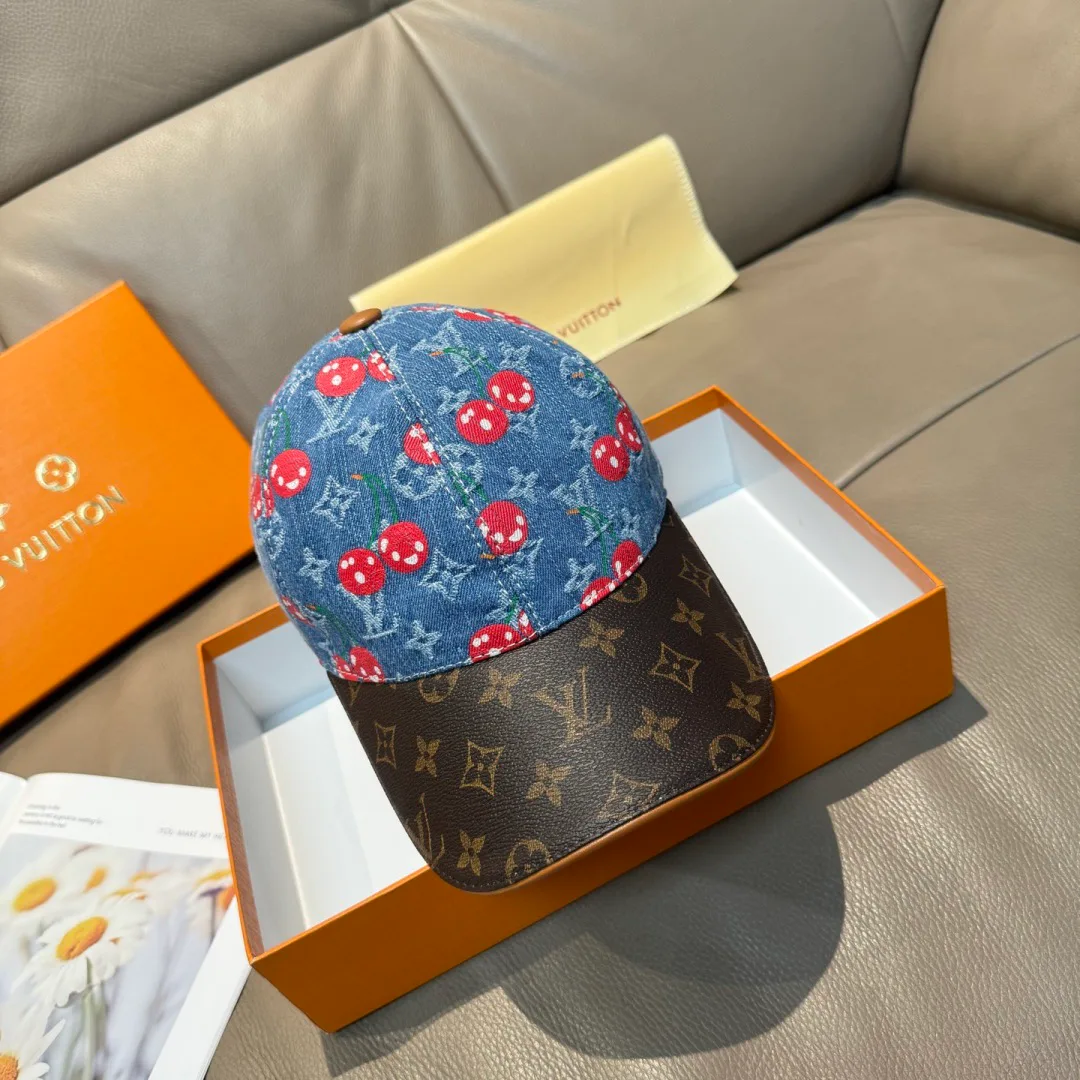 Головные Уборы Louis Vuitton 18347059