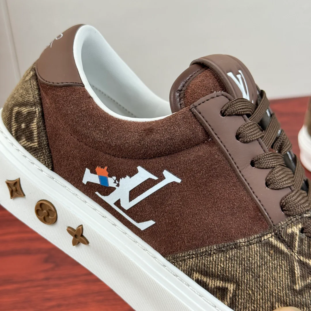 Кроссовки Мужские Louis Vuitton 18100491