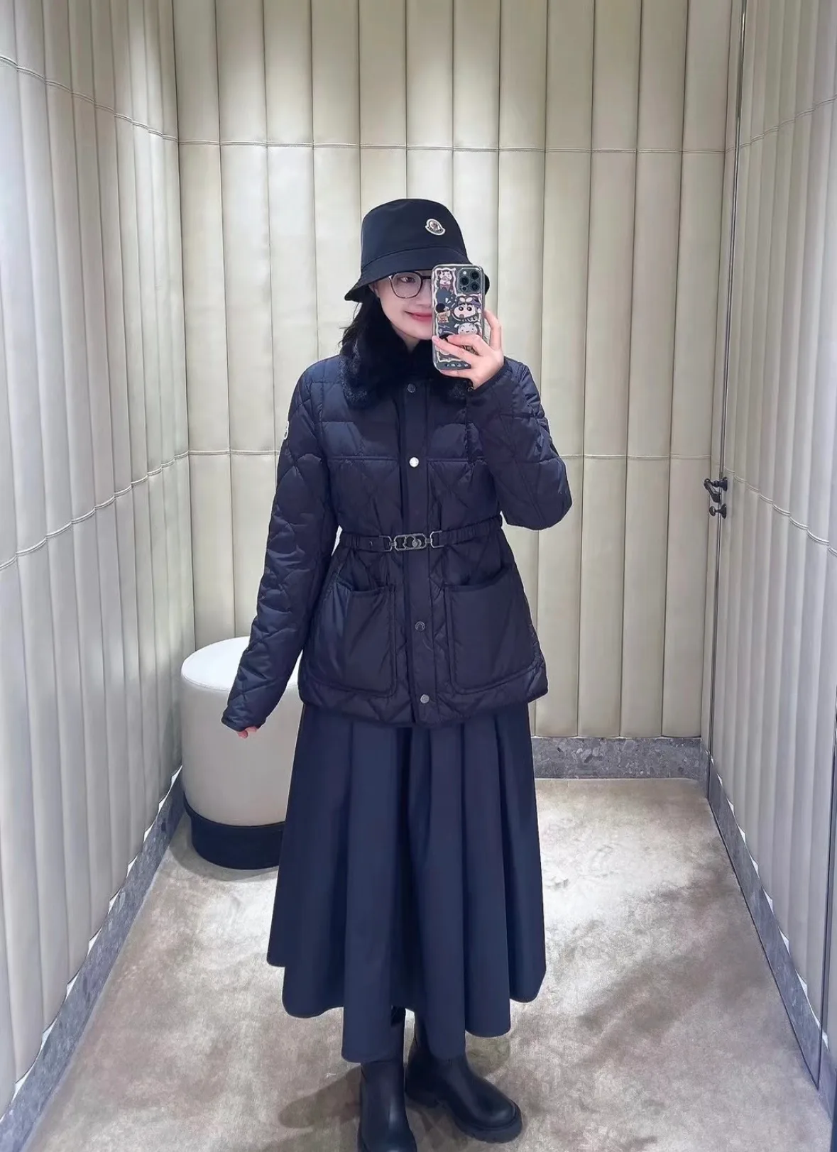 Куртки И Пуховики Женские Moncler 19210959