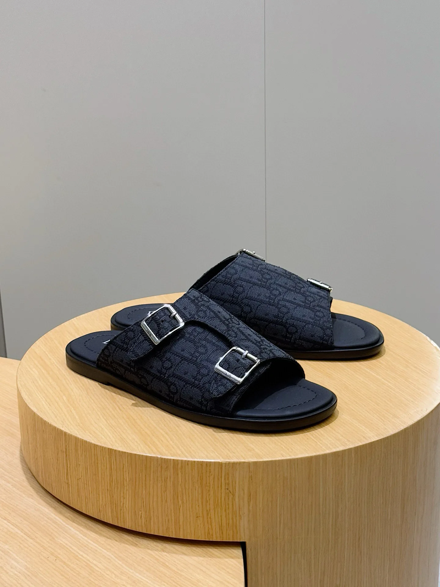 Сандалии Мужские Christian Dior 12650837