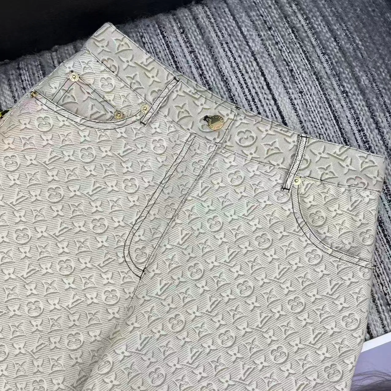 Джинсы Женские Louis Vuitton 11559309