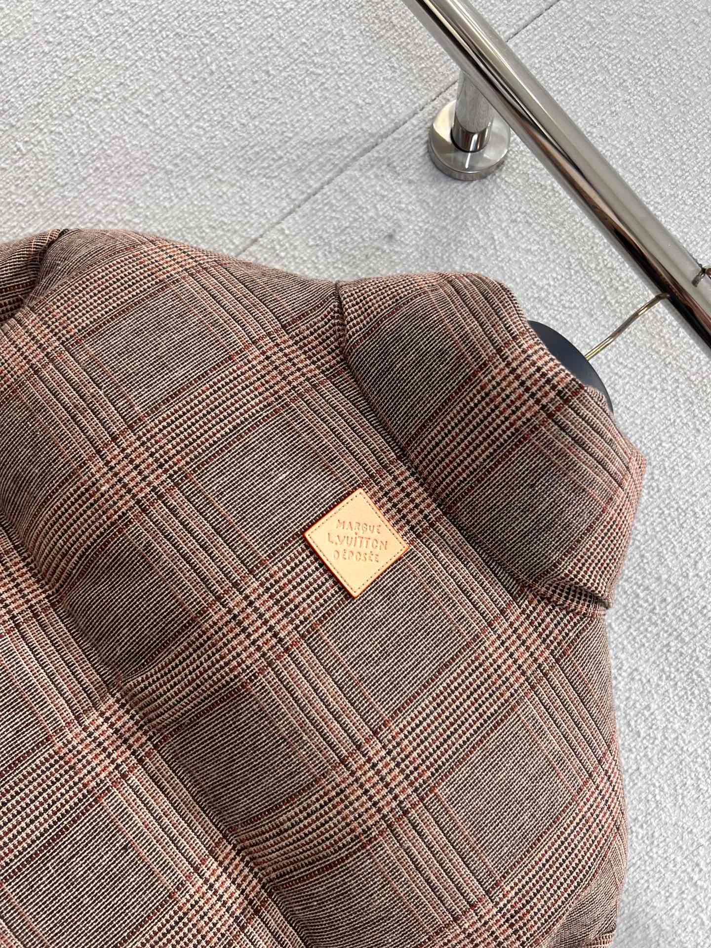 Куртки И Пуховики Женские Louis Vuitton 852153