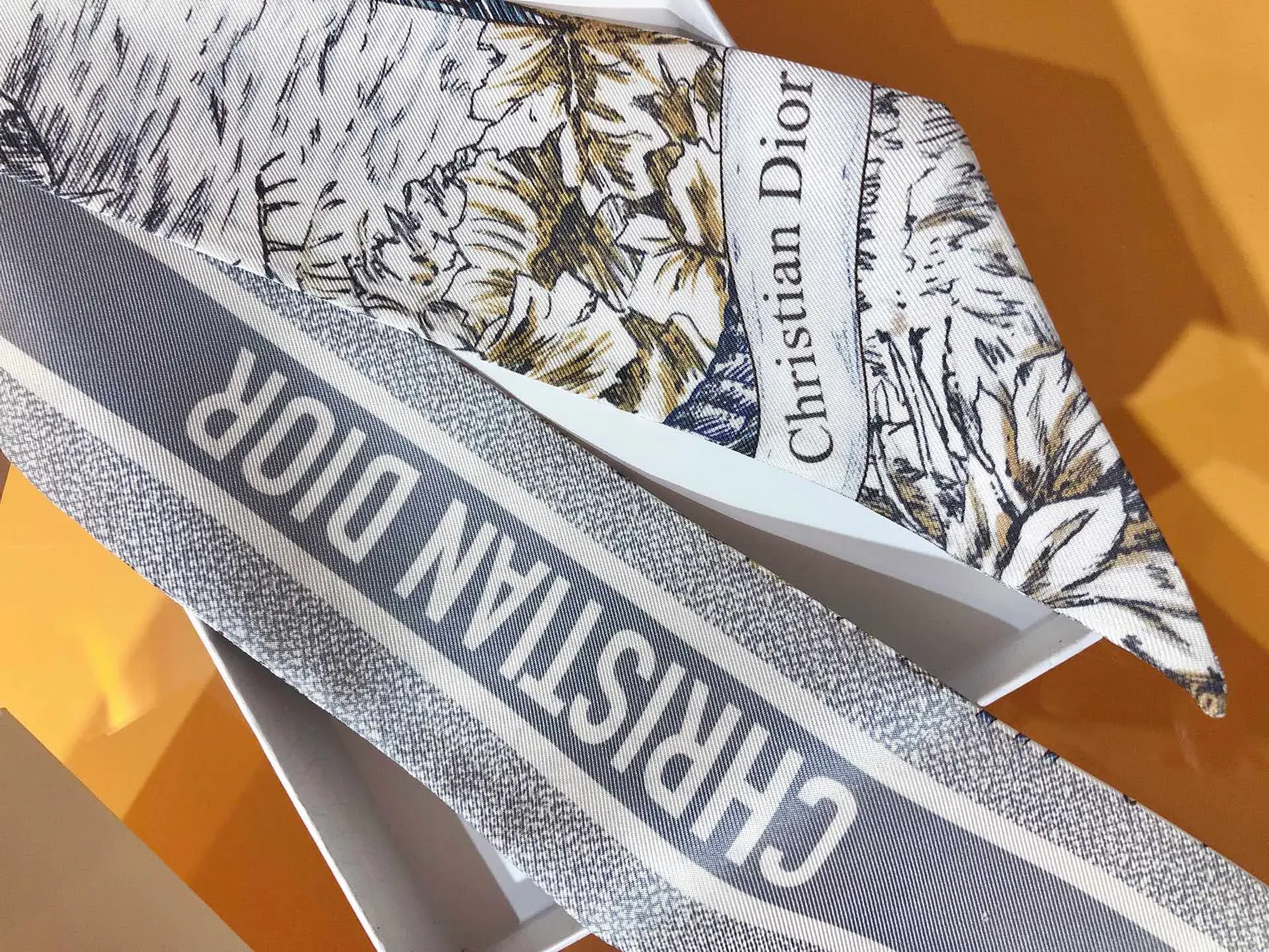 Платки Christian Dior 5445811