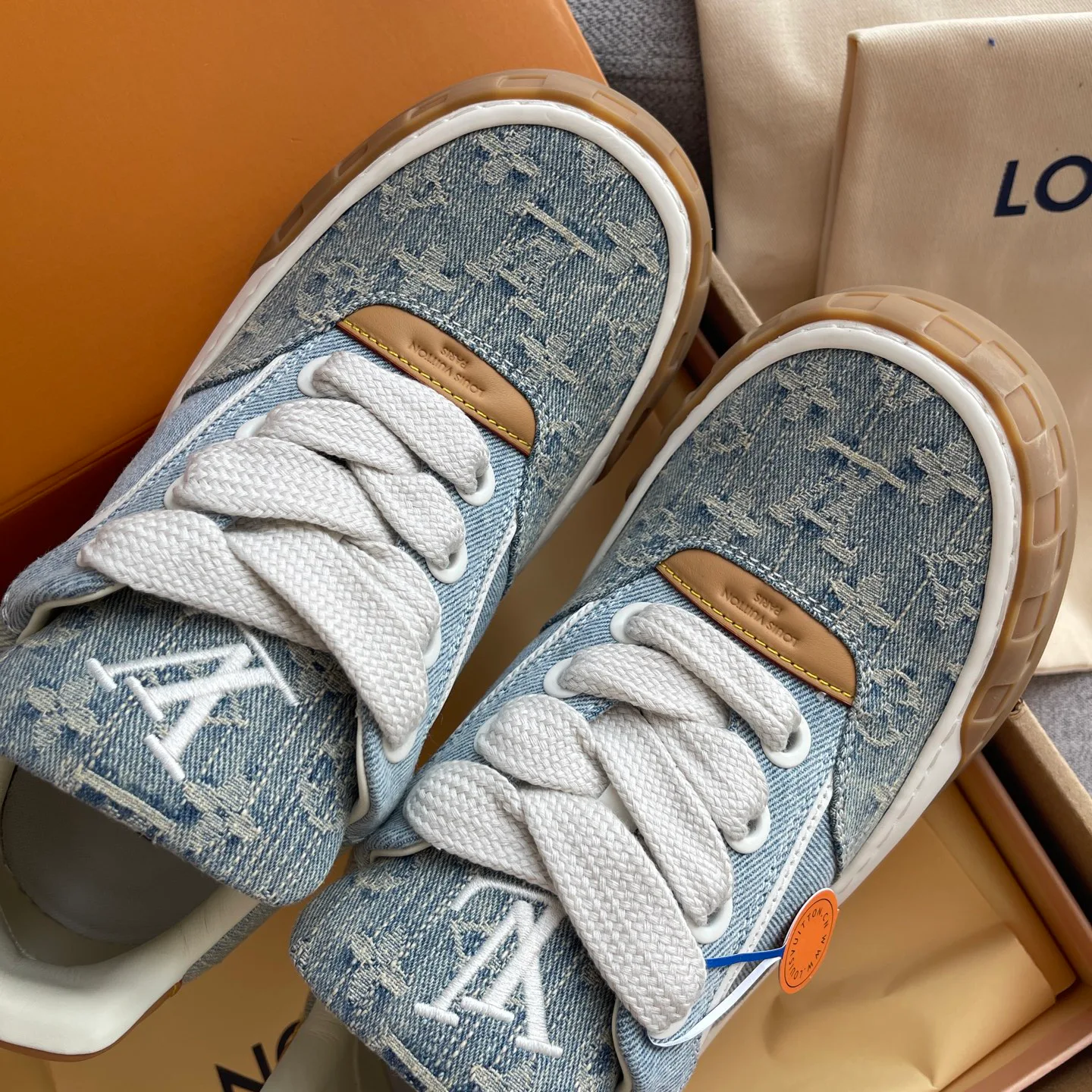 Кроссовки Женские Louis Vuitton 17511526